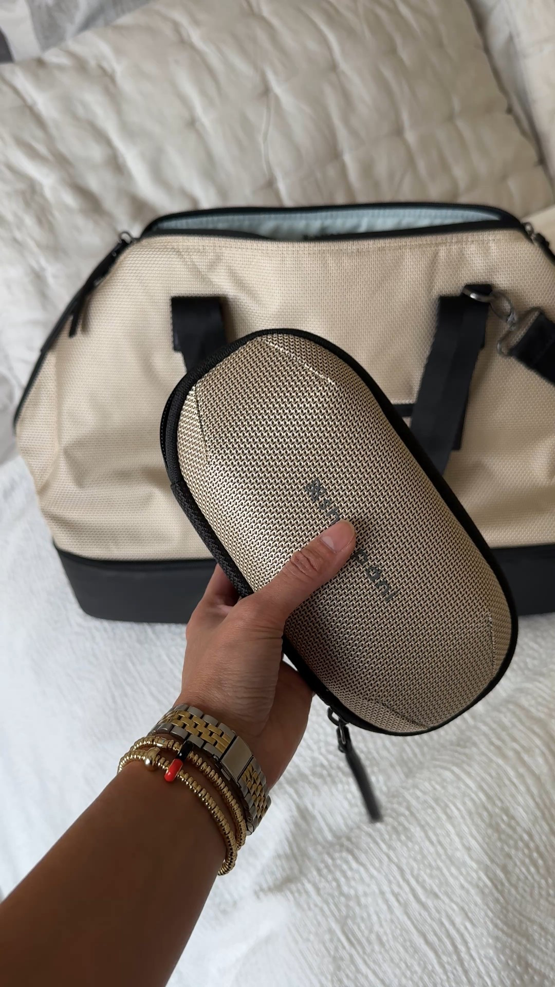 Travel bag. Travel outfit. Travel tote bag. Travel organizer. 
Code HOLIDAY30 to save on bags  

#LTKTravel #LTKGiftGuide #LTKOver40