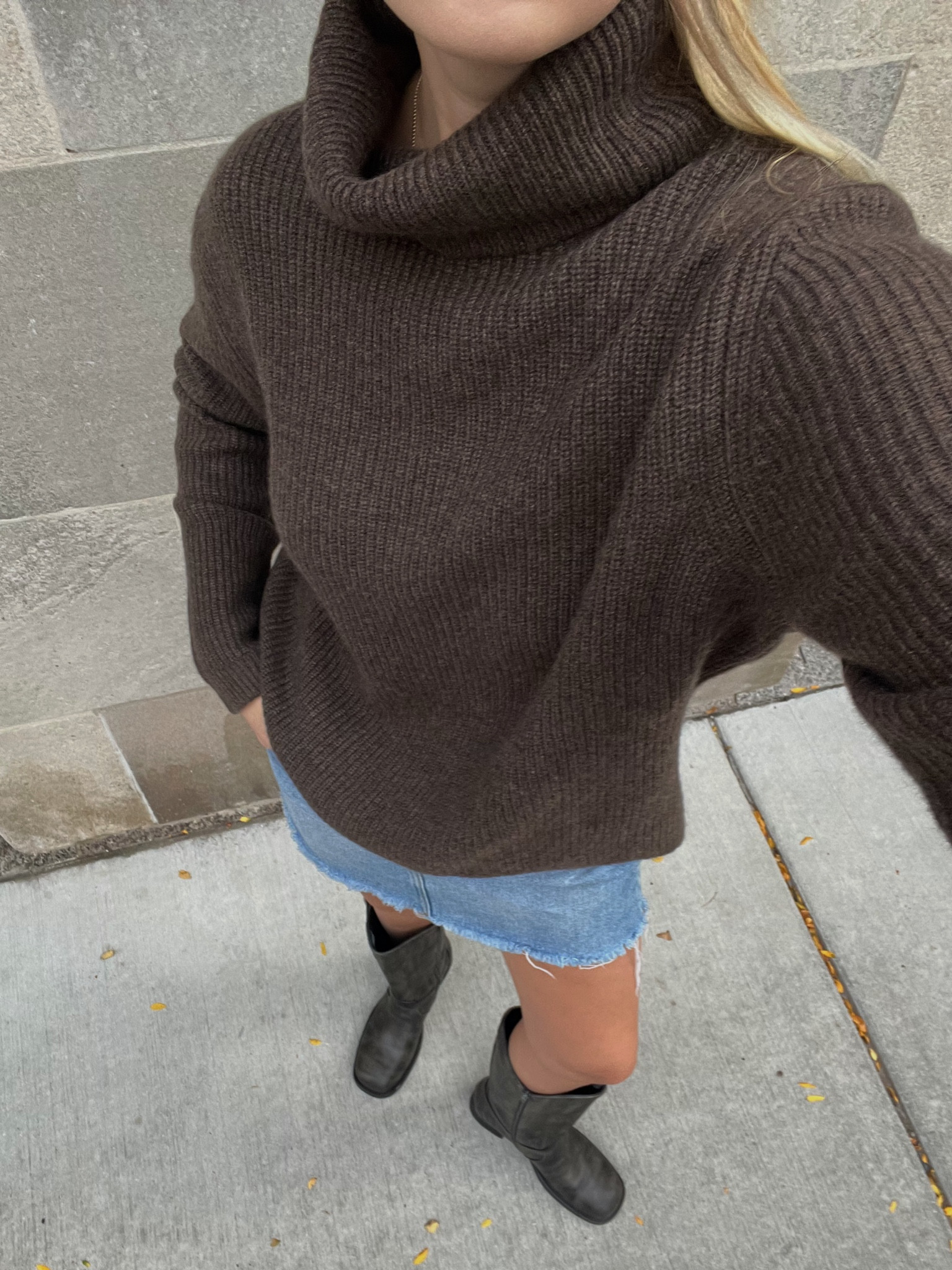Turtleneck season is officially here and I’m loving it🥰🤎 #sweater #turtleneck #cashmre 

#LTKSeasonal #LTKWorkwear #LTKStyleTip