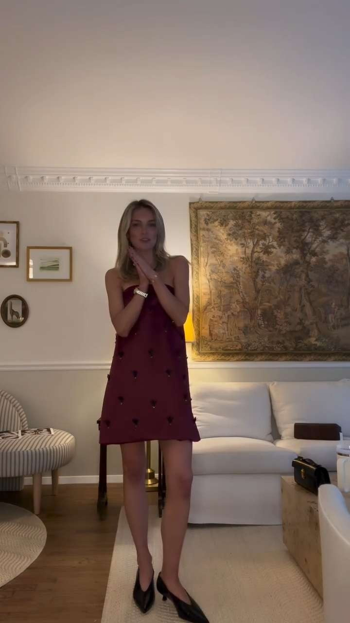 @delphinenyc 🖤 

 #LTKSeasonal #LTKStyleTip #LTKShoeCrush