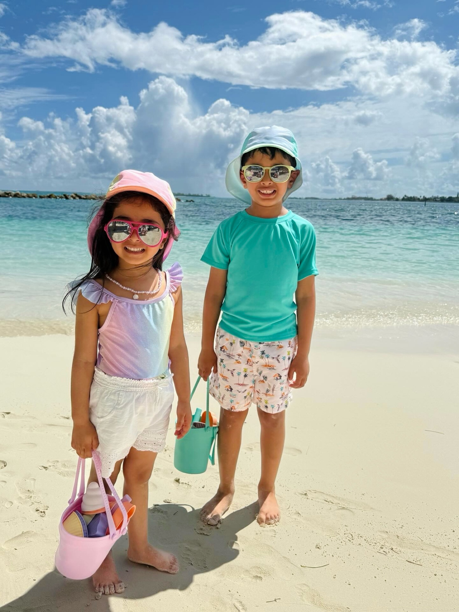 Best beach bucket bags🤩

#LTKfindsunder50 #LTKU #LTKSeasonal