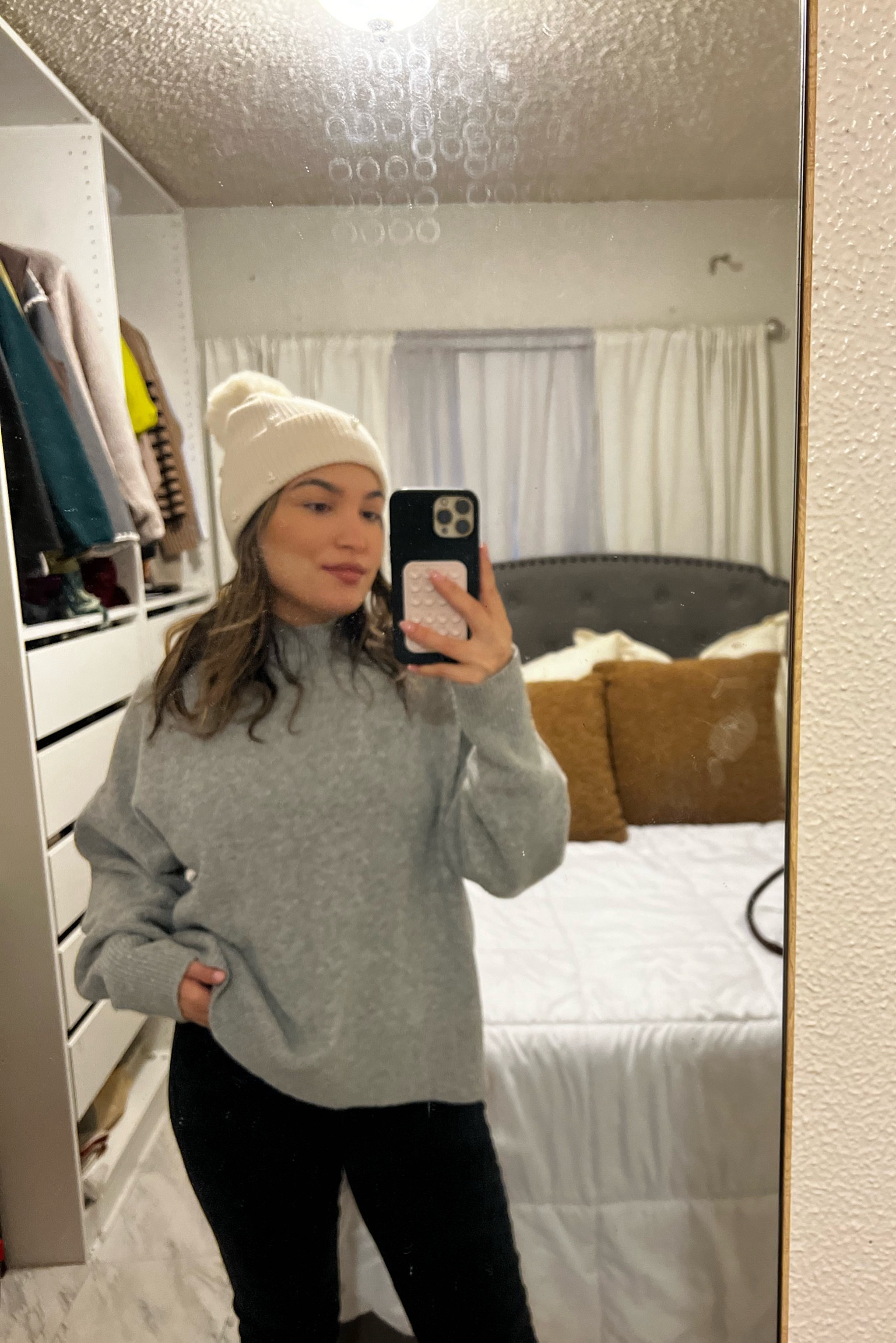 Outfit of the day 

Easy sweater to style for work or everyday casual outfits

#LTKfindsunder50 #LTKfindsunder100 #LTKstyletip #LTKMostLoved