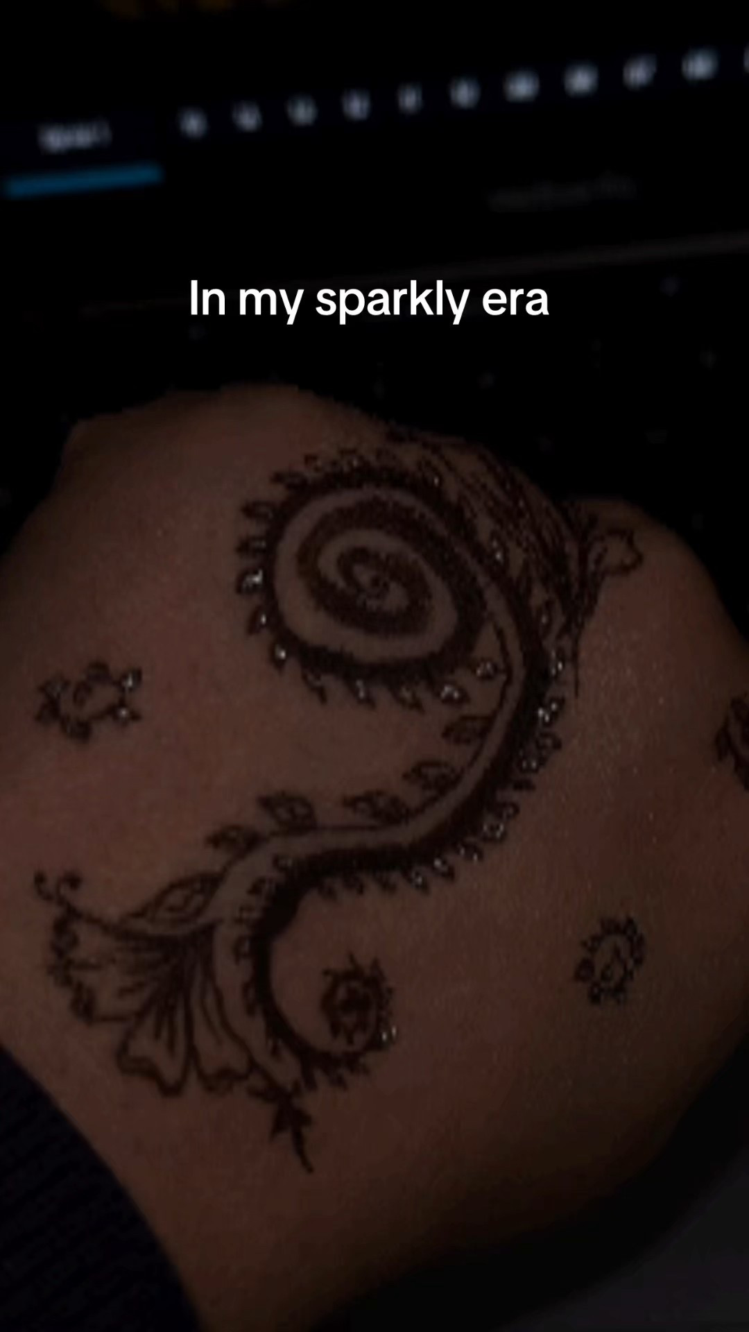 Can’t stop staring at my hand it’s so peaceful 

#LTKvlog #LTKselfcare #LTKBeauty