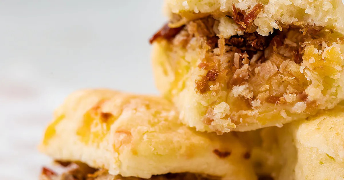 Country Ham Biscuits by Callie's Hot Little Biscuit | Goldbelly | Goldbelly