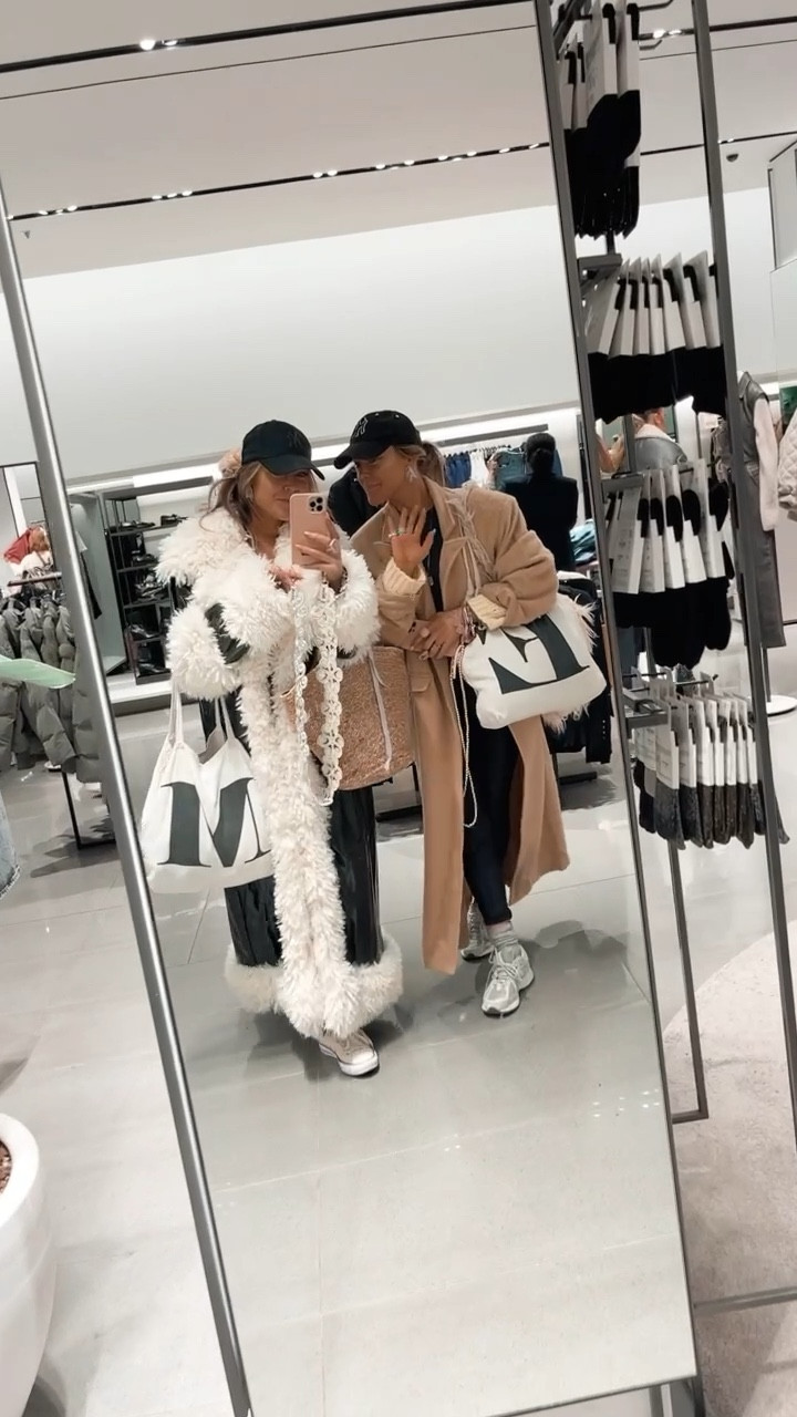 Coats @prettylittlething linked both fy girls. Wearing size large💕💕
.
Style idea, winter coat, PLT style, winter look, Christmas, style inspiration winter season

#LTKstyletip #LTKHoliday #LTKSeasonal