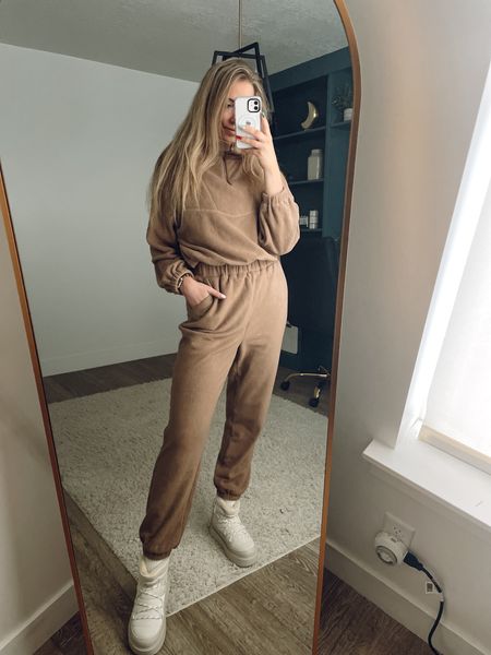 comfy lounge set and snow boots for running errands on a snowy Saturday in December! lounge set fits true to size, wearing my usual size M! Boots—I got my usual size and probably could’ve sized up half! 

| loungewear | sweat set | comfy set | December style | winter fashion 

#LTKSeasonal #LTKfindsunder50