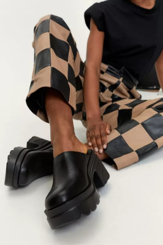 Swirl Chunky Sole Mules | Nasty Gal (US)