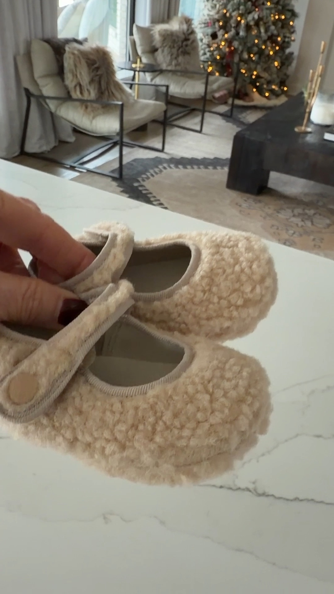 Adorable! Little baby shoes 

#LTKHoliday #LTKBaby #LTKGiftGuide
