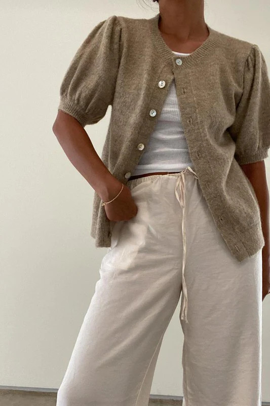 Latte Short Sleeve Cardigan | Peppered with leopard