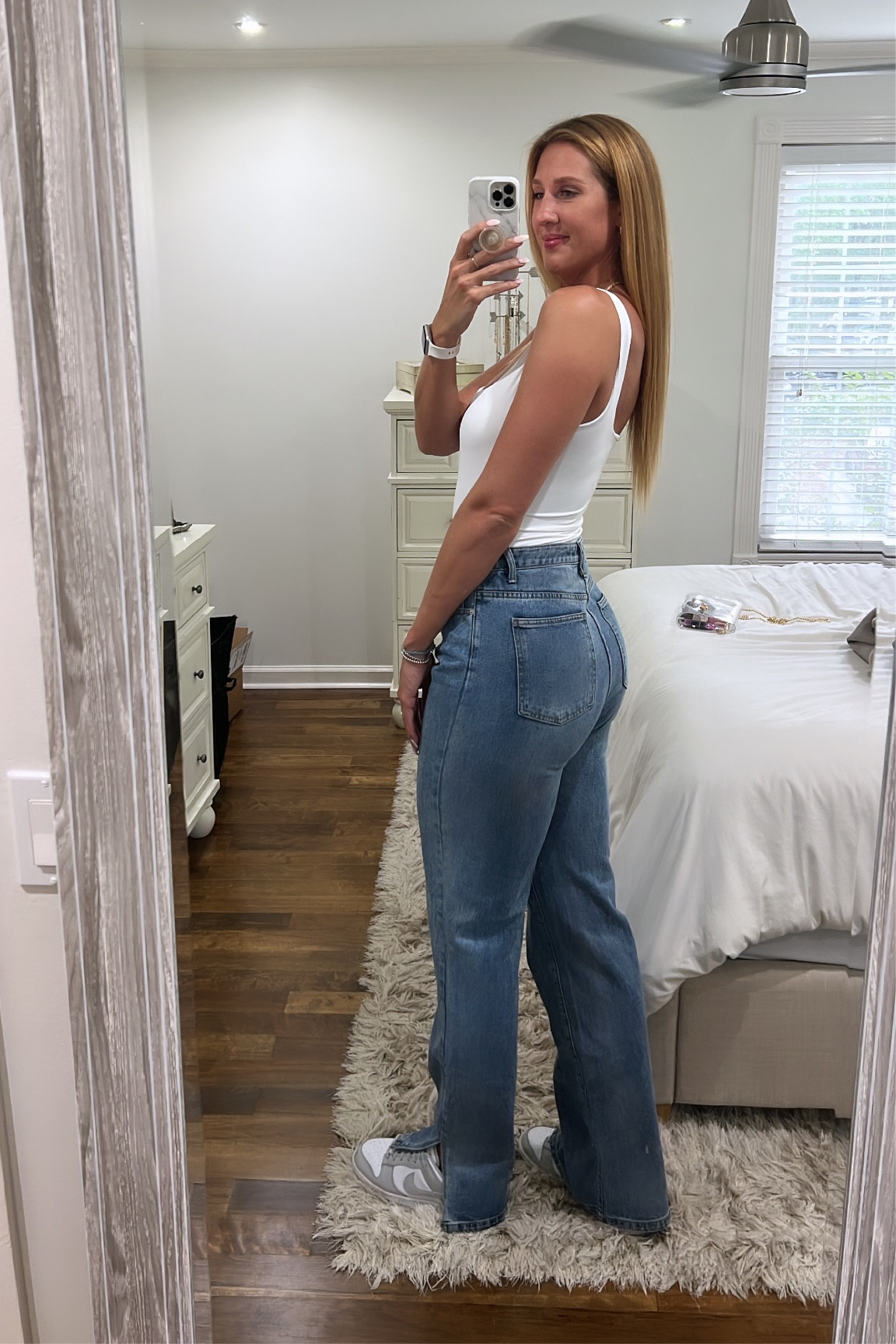#prettylittle thing split hem high waisted blue jeans. These have a 36.5” inseam and are amazing for taller women!!! 🙌🏻🙌🏻 Im 6’3 and wearing a size 10 

Also wearing nike grey fog dunk lows in size 11

Fall fashion
Street wear
Tall jeans
Tall pants
Tall fashion 
Nike shoes 

#LTKSeasonal
#LTKCon
#LTKshoecrush

#LTKstyletip #LTKunder100 #LTKunder50