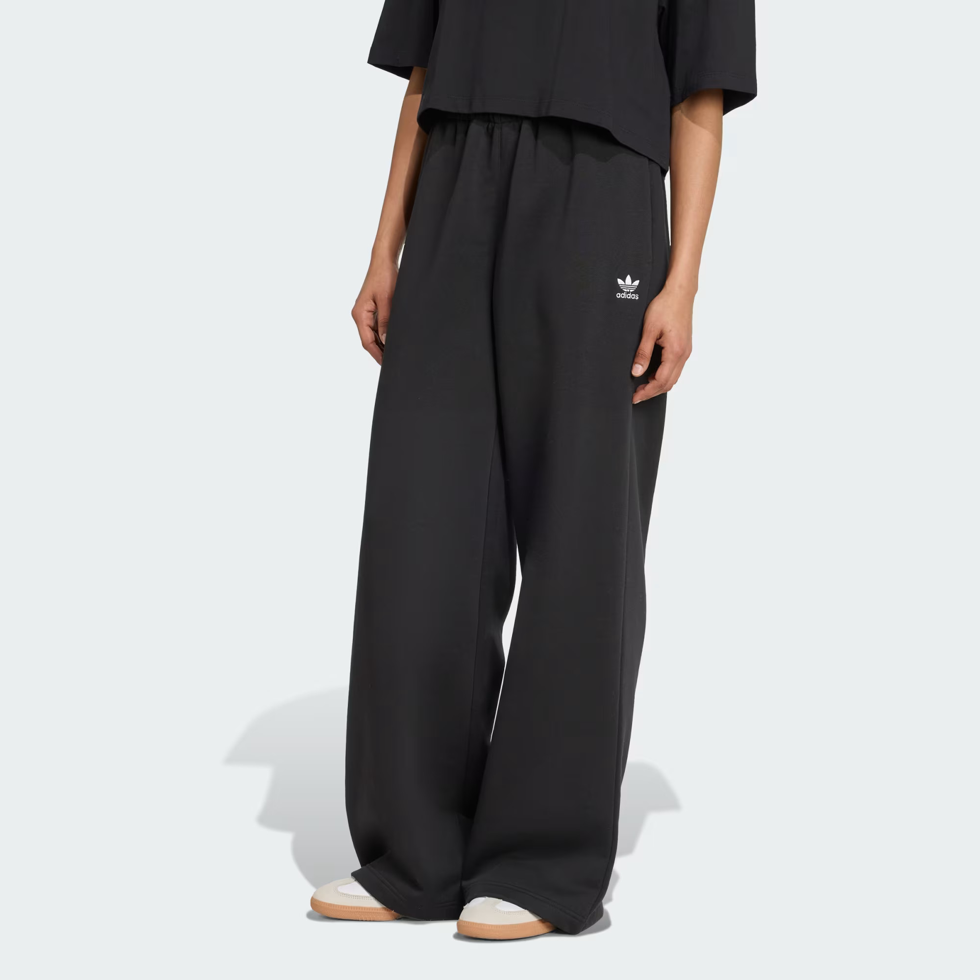 Essentials Wide Leg Pant Fleece | adidas (UK)