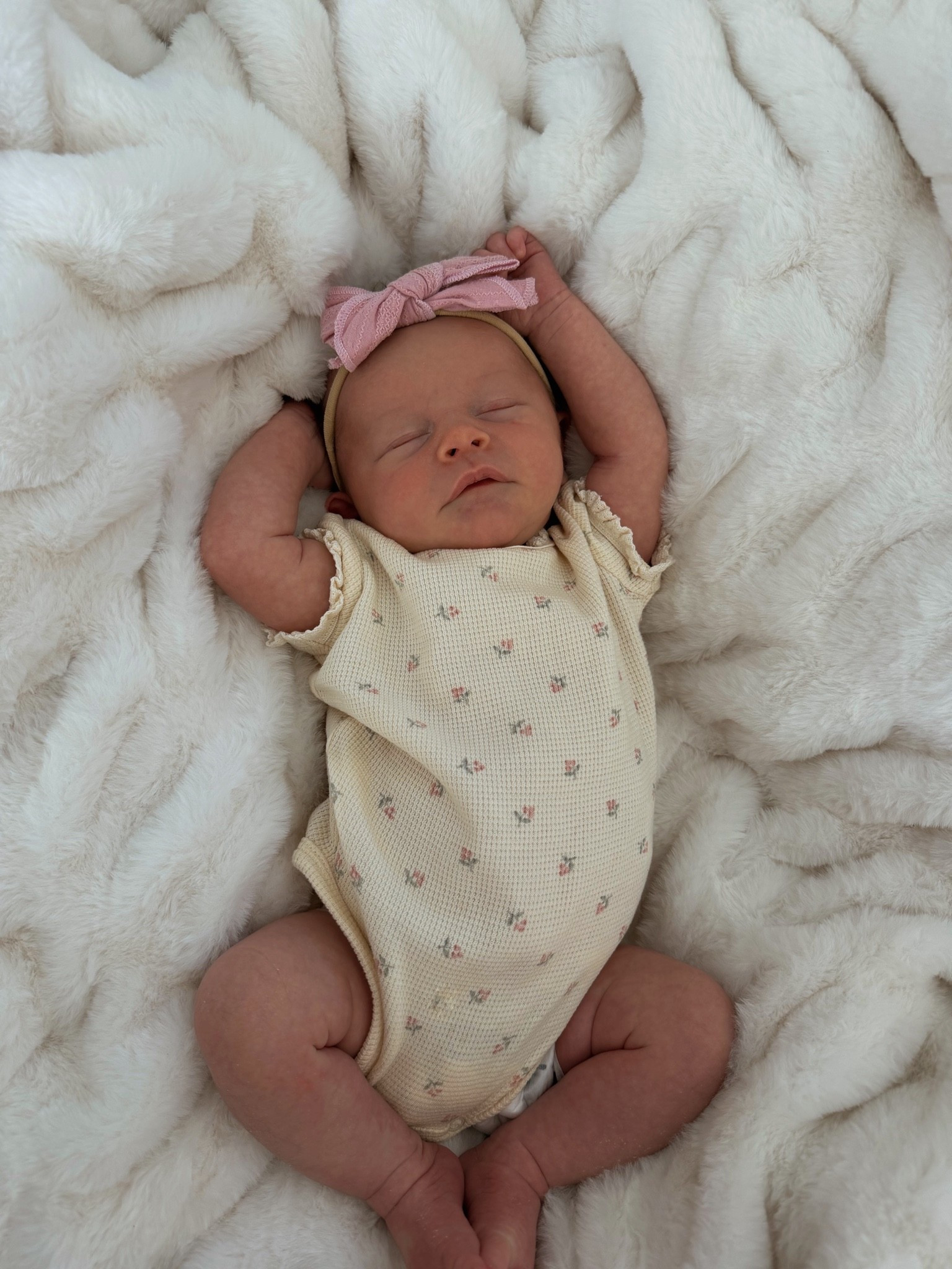 Baby girl onesie on sale! 🌸

#LTKBaby