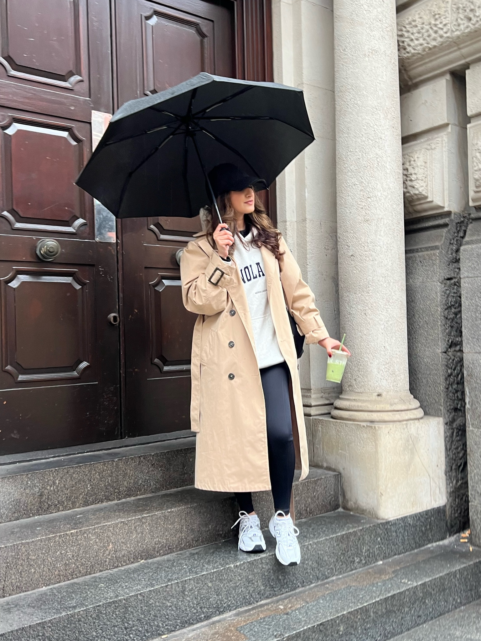 Rainy day outfit inspo, keeping it casual with a hoodie and trench 

Adanola hoodie 
New look trench 
New balance trainers 

#adanola #newlook #trenchcoat #trenchoutfit #newbalance #casualoutfit 


#LTKuk #LTKautumn #LTKstyletip