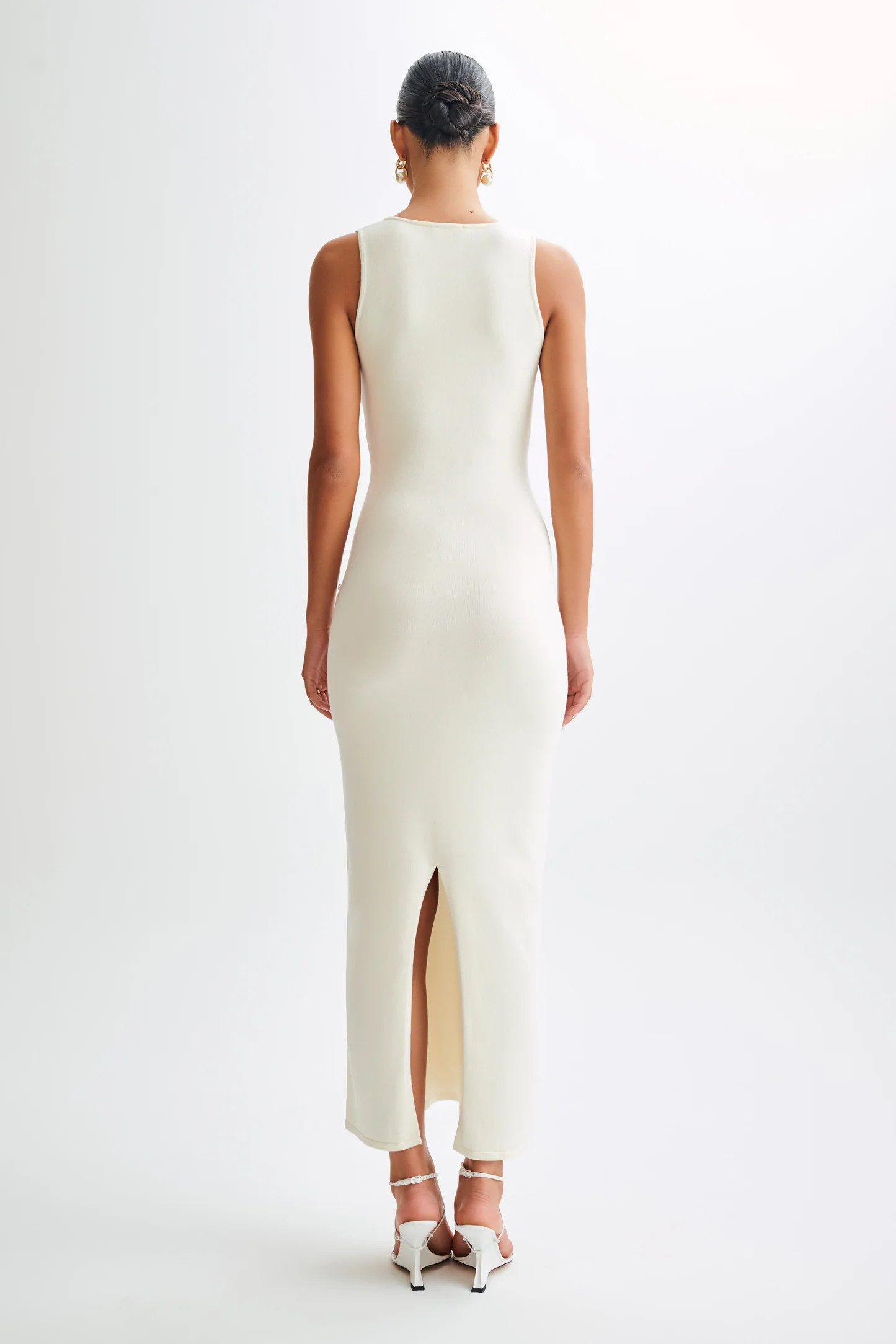 Marina Sleeveless Buttoned Knit Midi Dress - Ivory | Meshki (APAC)