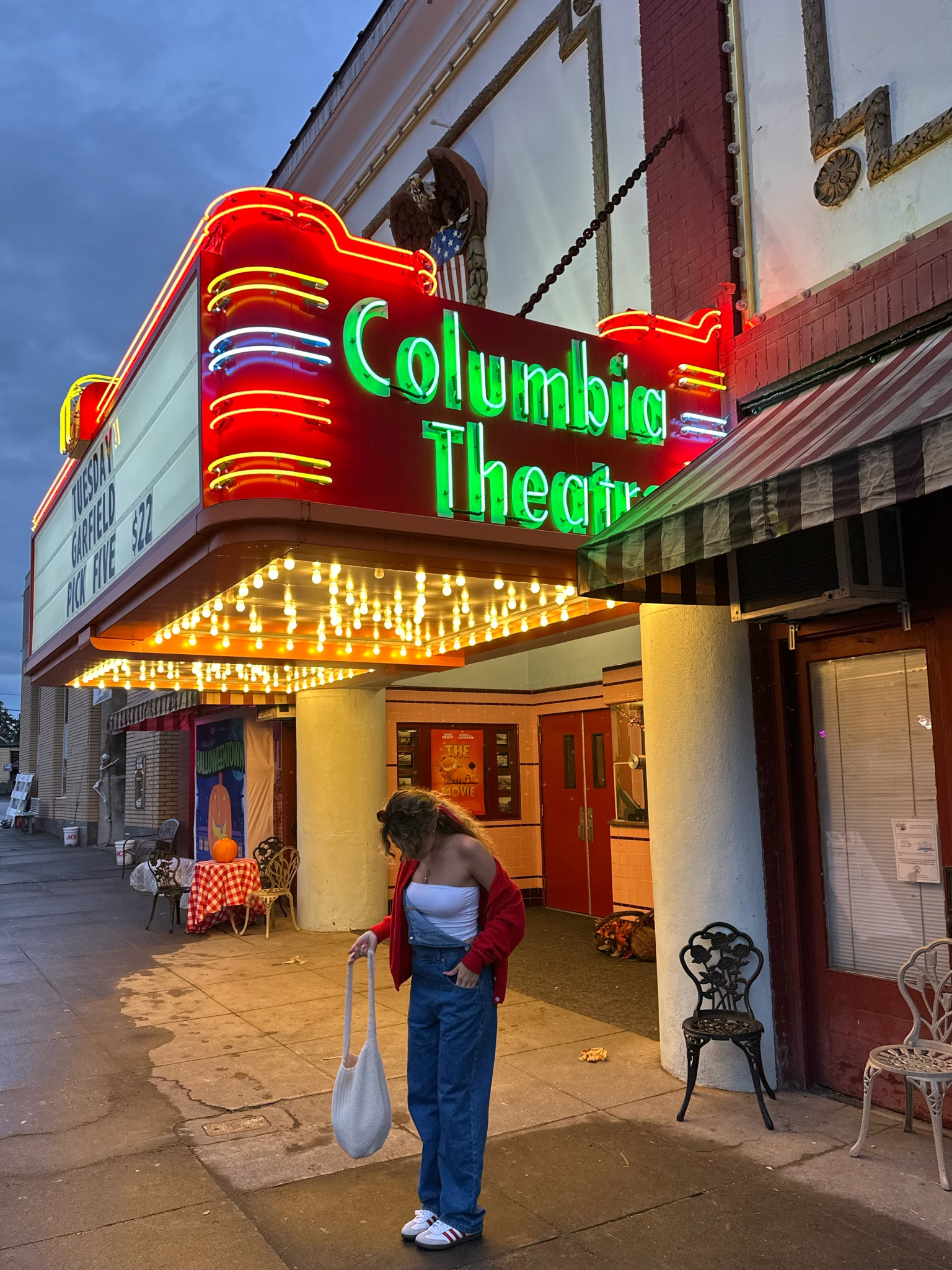 Spooky szn, cozy fit, overalls, red fit, cozy 

#LTKHalloween #LTKStyleTip #LTKBeauty