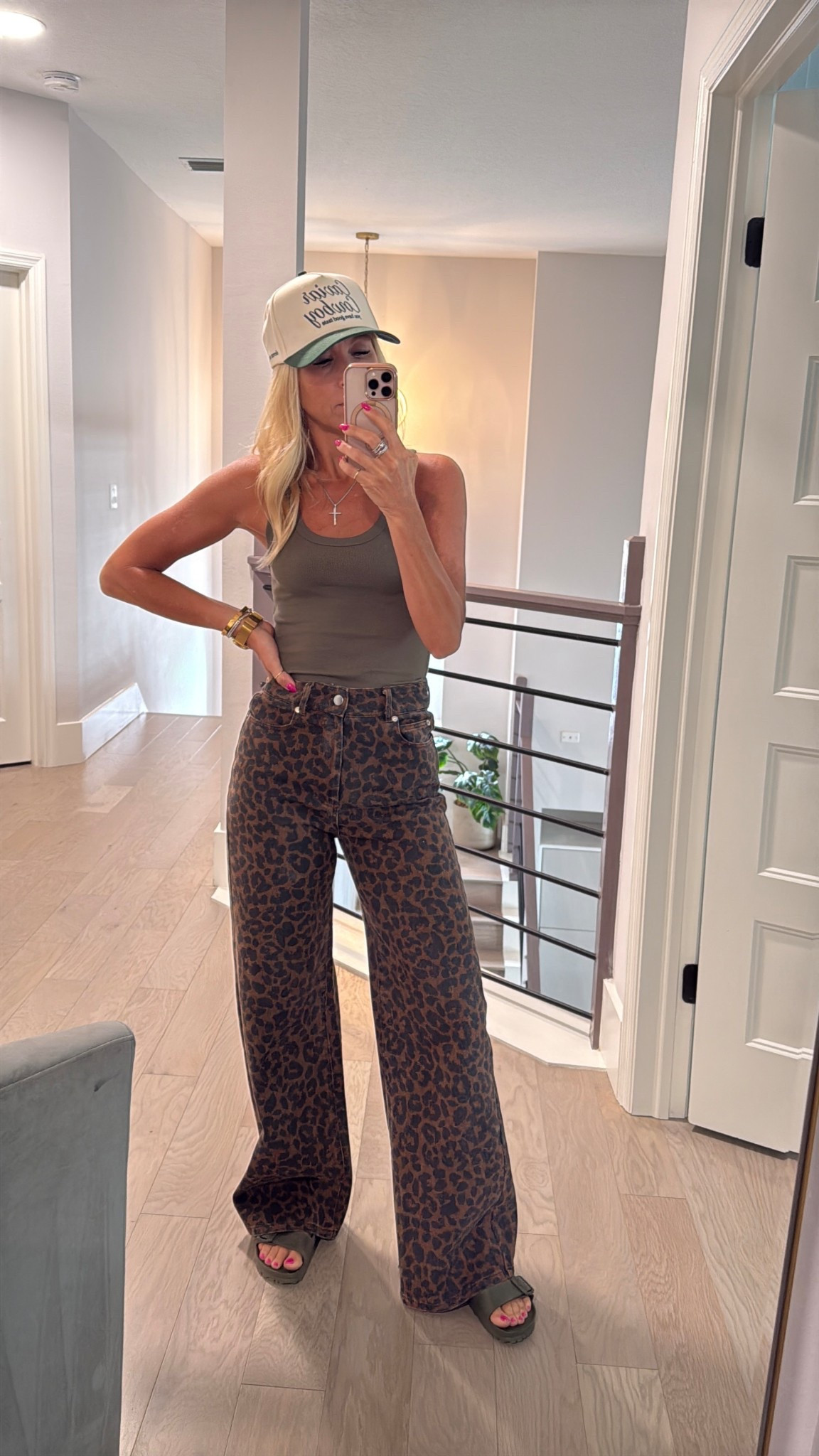 Fav leopard jeans, tank is Zara 

#LTKStyleTip #LTKOver40 #LTKFindsUnder100