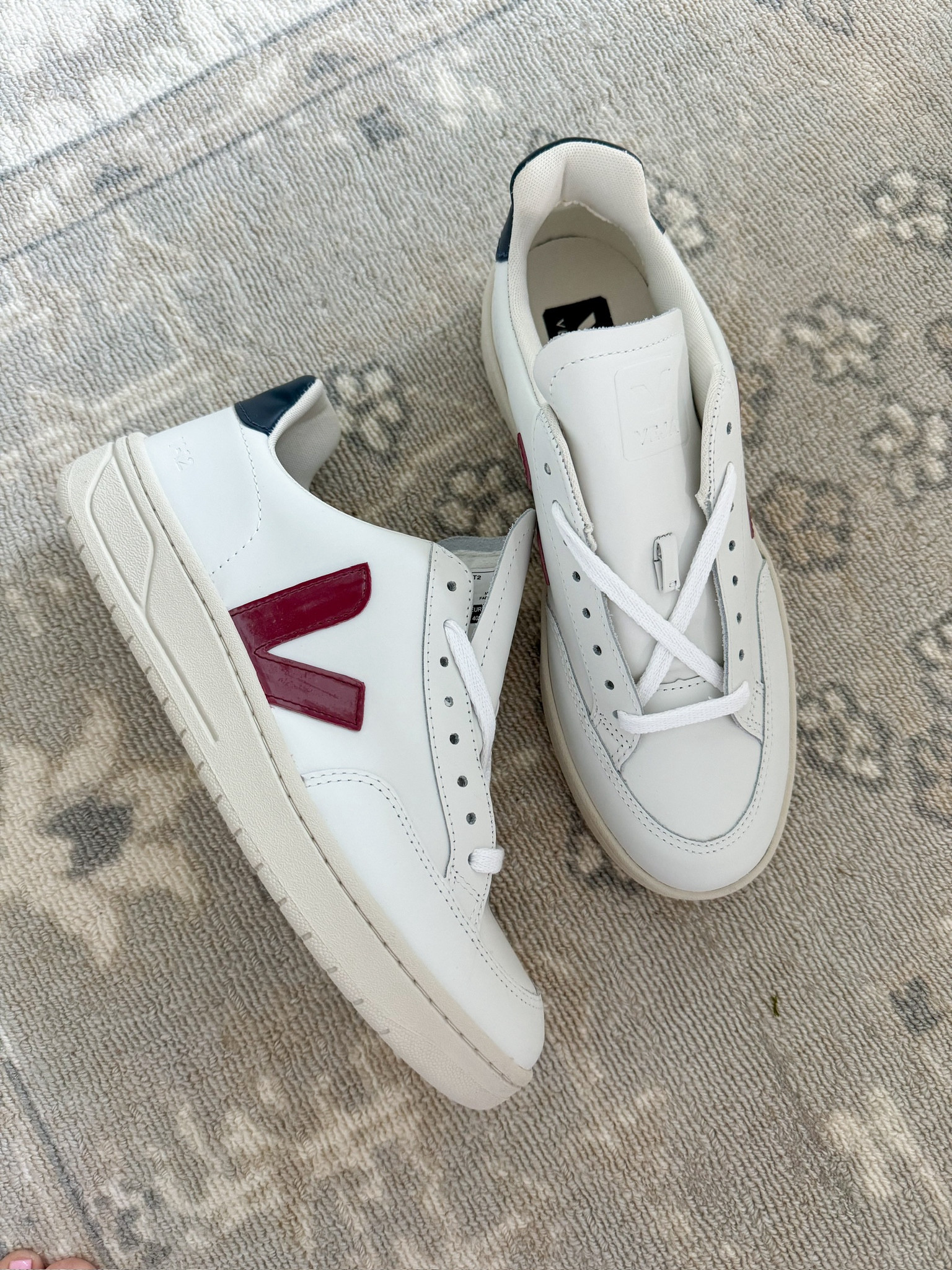 Adding a little color to my white tennis shoes! Just got these Vejas from Nordstrom! Sized up one size. Summer shoes // tennis shoes // white tennis shoes // comfortable shoes // Nordstrom shoes // Nordstrom finds 

#LTKSeasonal #LTKShoeCrush #LTKStyleTip