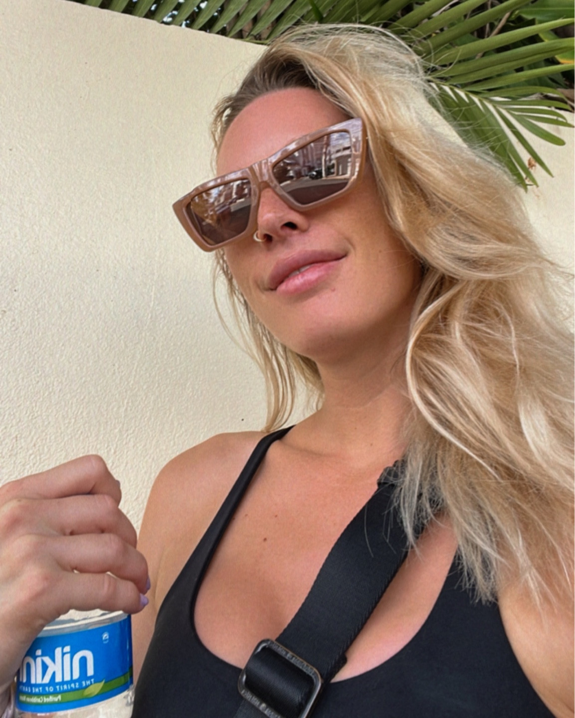 Omw to 12-3-30 💦 not proud of the plastic water bottle…don’t hate me 

Sunnies are the Melrose by @dimeoptics | not on LTK but tagged a similar style from @diffeyewear 

Dime optics, diff eyewear, Dime sunglasses, diff sunglasses, selfie, gym fit, hot girl walk 

#LTKunder50 #LTKfit