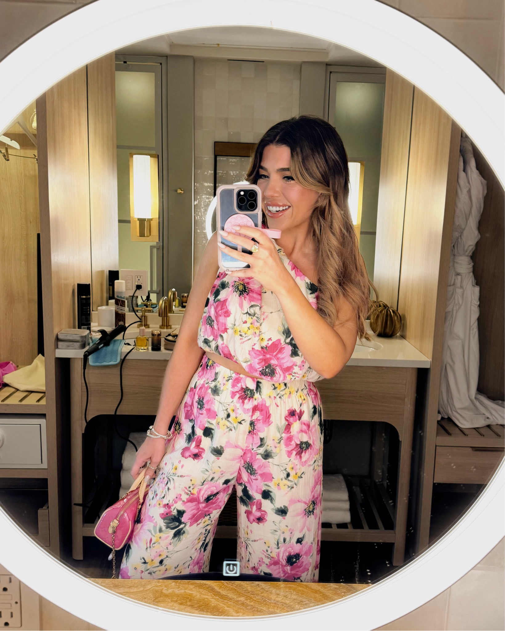 Summer Outfit Inspo ☀️ for the Beauty Bio + HSN event 🌸 outfit links are below. The pants run big so I sized down to an XS ✨ + my accessories are Amazon looks for less 🤫

Summer Outfit, Outfit Inspo, Summer OOTD, Abercrombie, Abercrombie Set, Amazon Accessories, Amazon, Madison Payne


#LTKSeasonal #LTKStyleTip #LTKParties