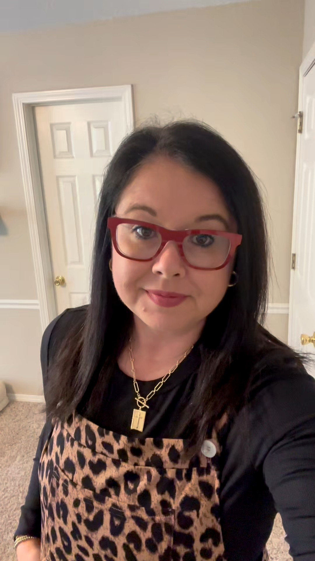 These leopard overalls are adorable and so comfy! #leopard #halara 

#LTKOver40 #LTKMidsize