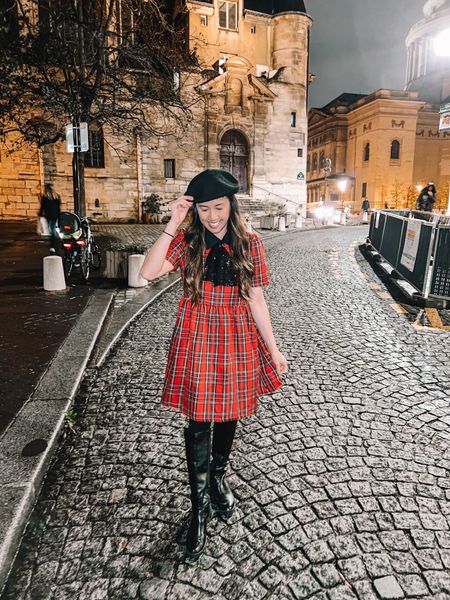 Missing Paris ❤️ How perfect is this plaid dress for the holidays?! 😍 Had to snag from @shopreddress 🌟 