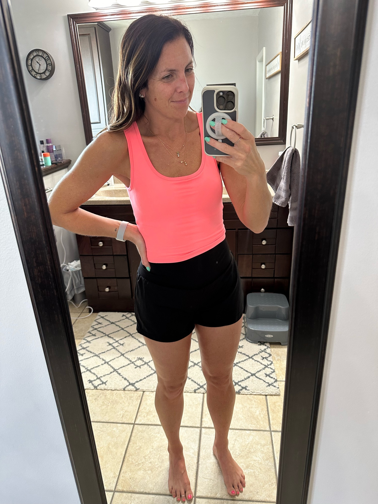 Halara Tank and Shorts…True to size

#halara #activewear

#LTKstyletip #LTKfindsunder50 #LTKActive