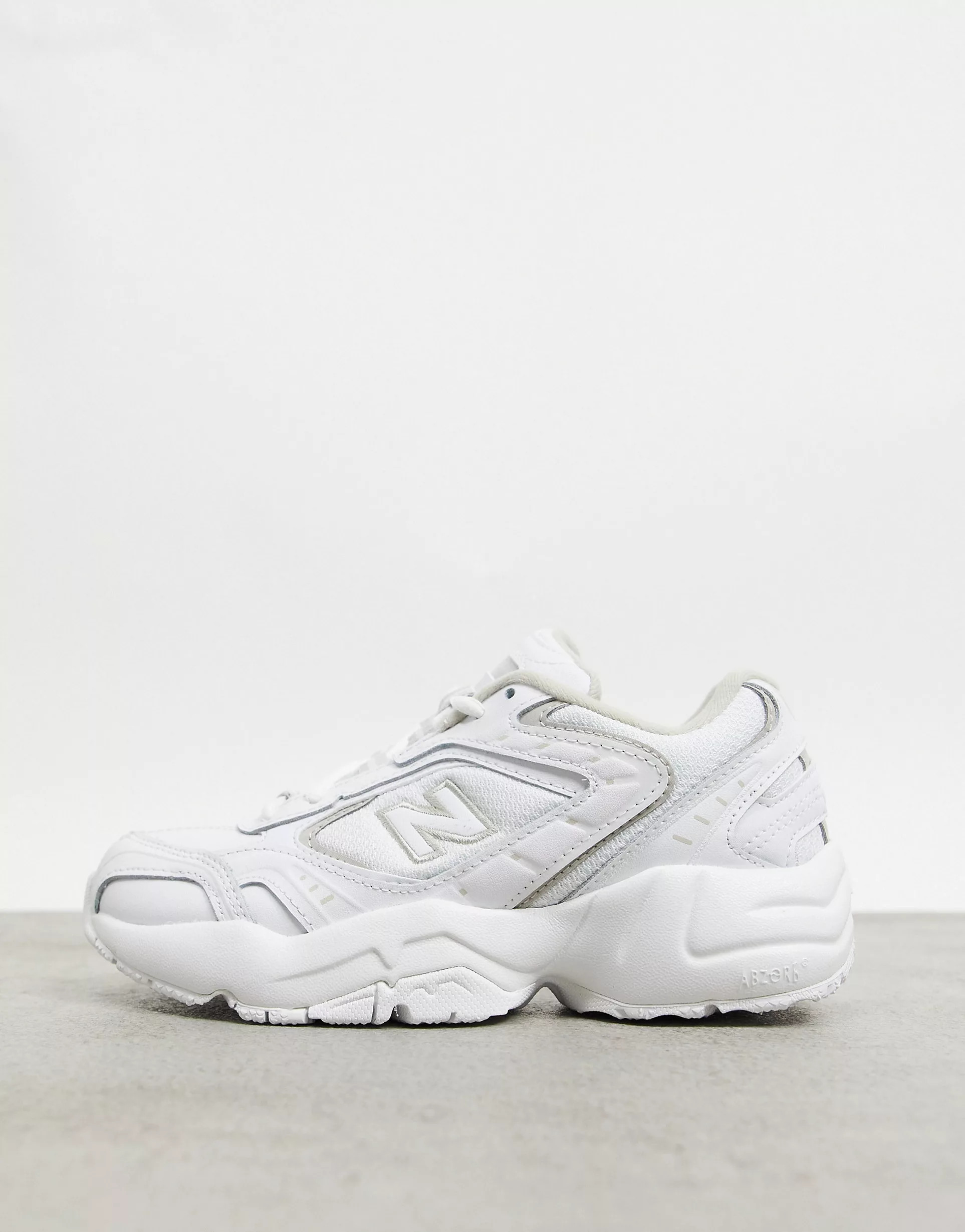 New Balance 452 trainers in white/grey | ASOS (Global)