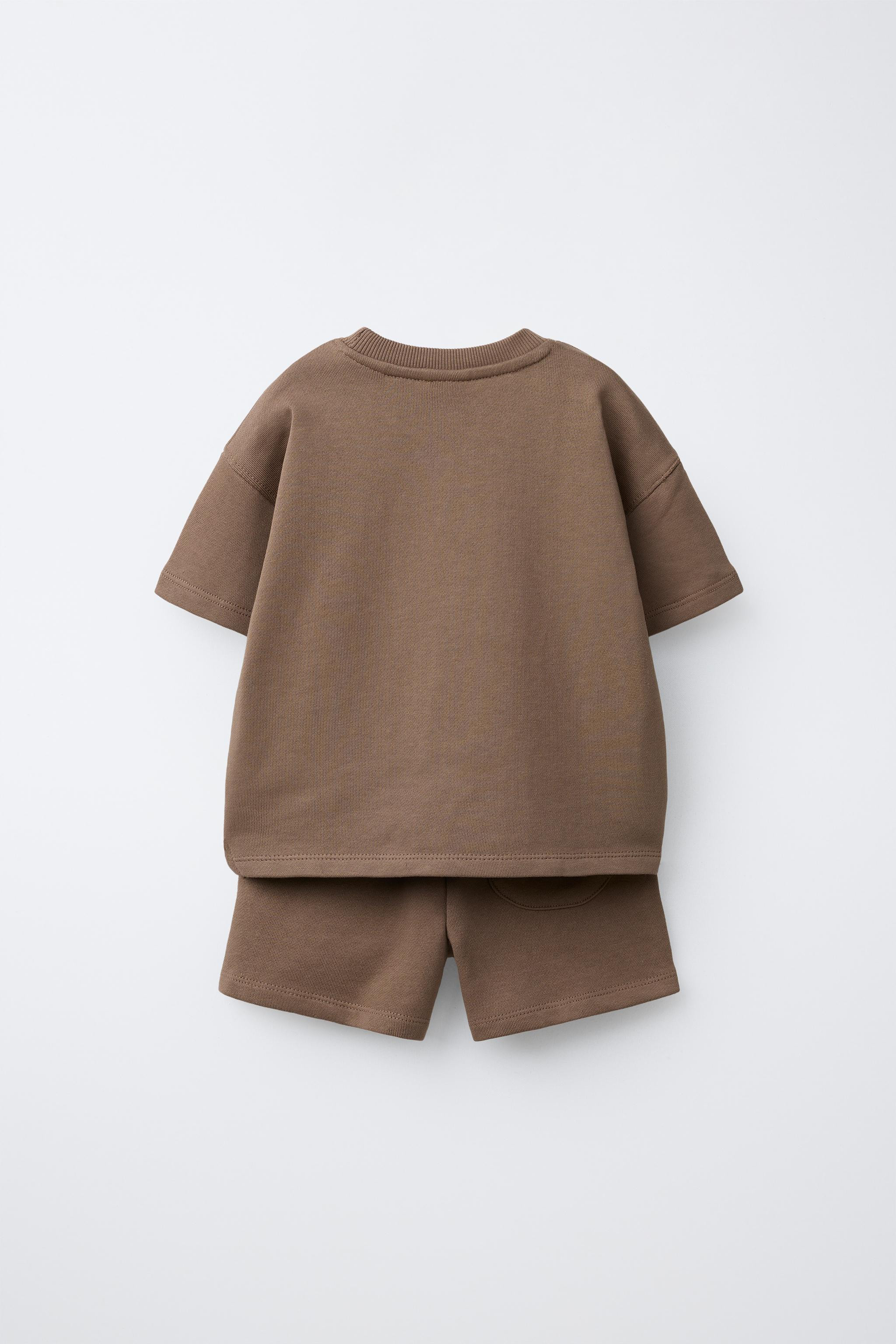 JOGGING T-SHIRT AND BERMUDA SHORTS WITH LABEL | Zara US