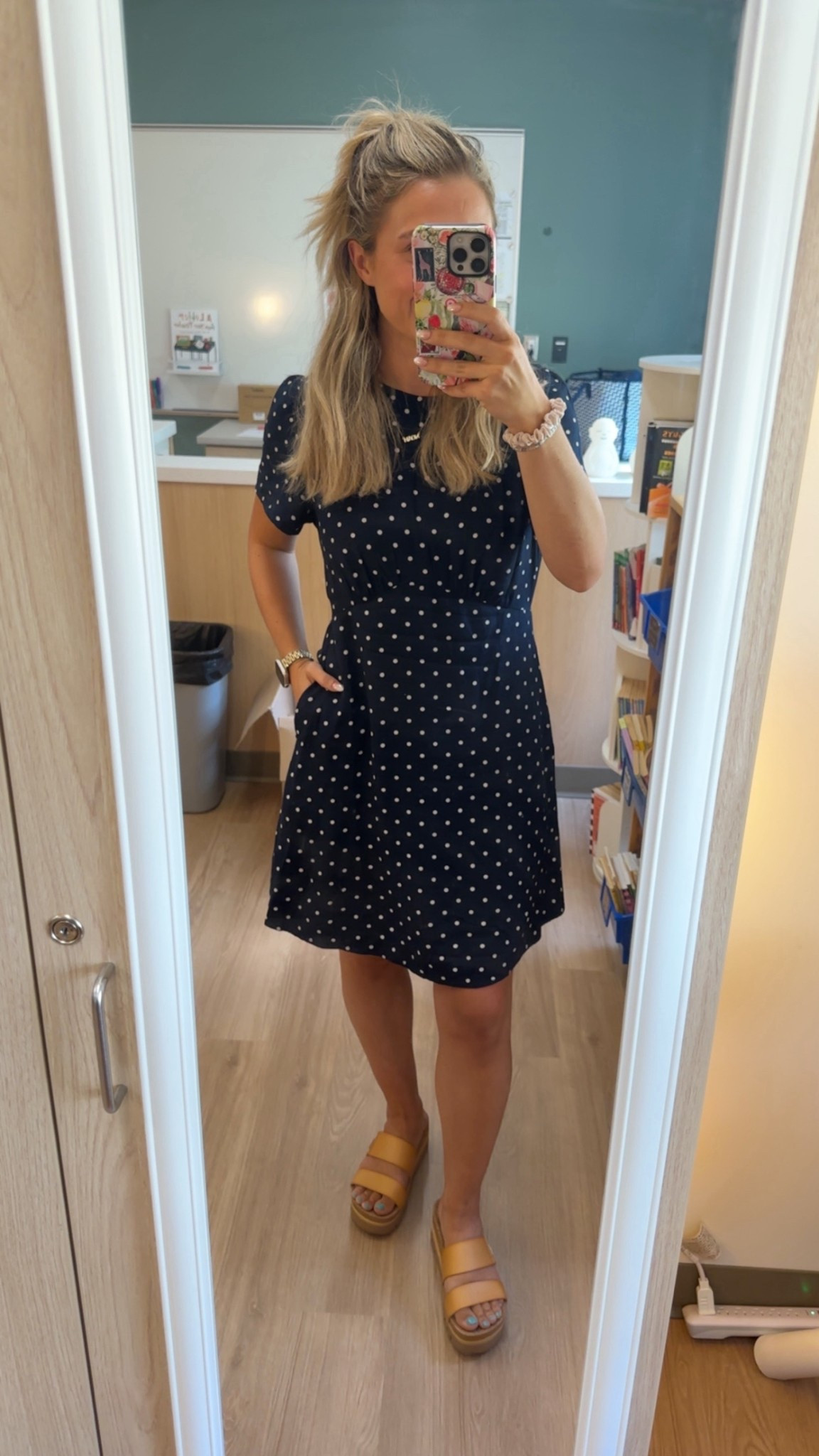 Teacher ootd - 9.17.25 // shop this look below✨ 

Teacher OOTD, style icon, fall outfits, teacher style, outfit of the day, classroom style, fall style, shop with me, fall fashion