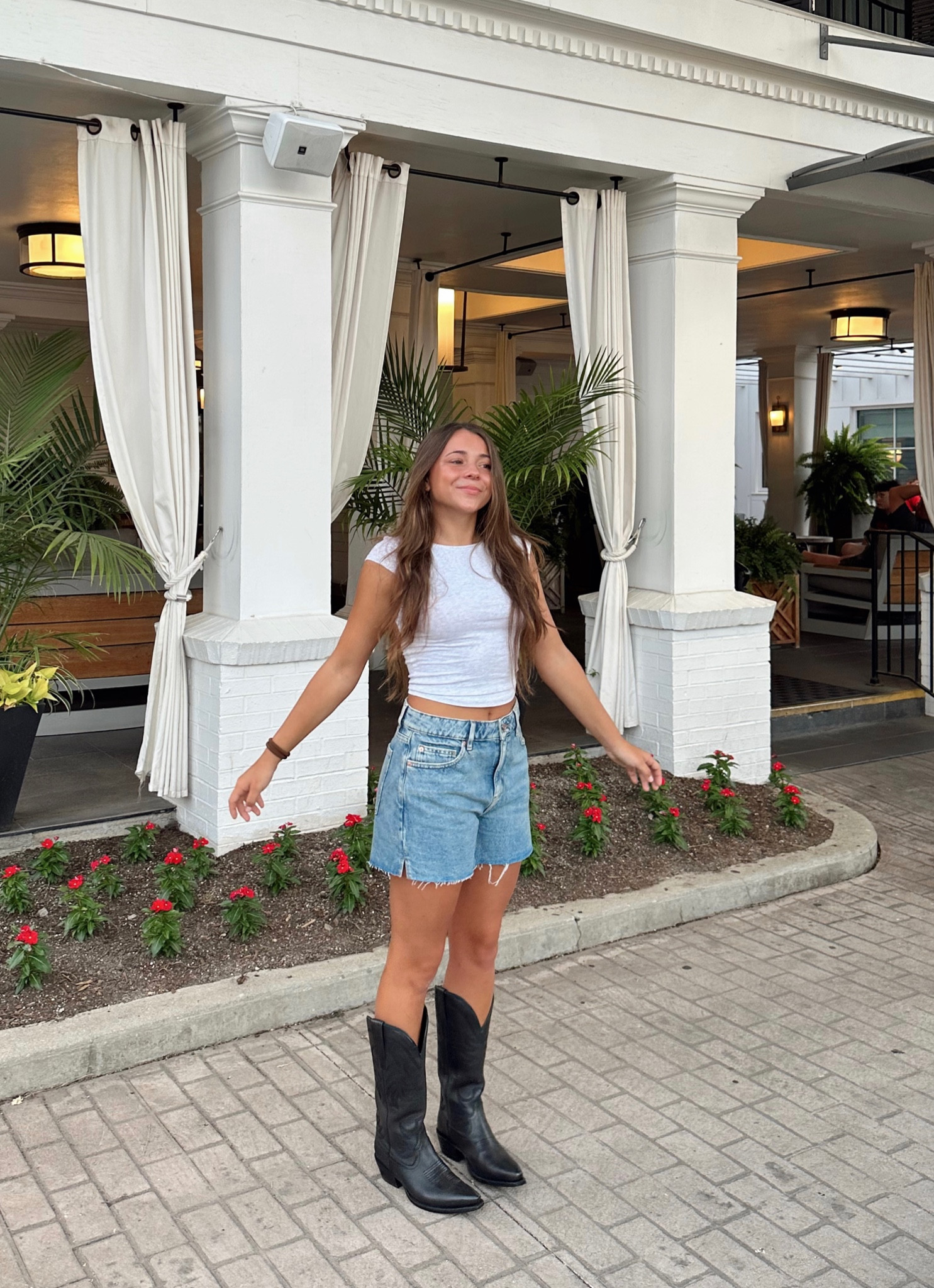 Dinner fit from the other night 🤍 #iweargarage @garageclothing 