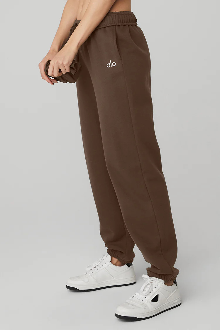 Accolade Sweatpant | Alo Yoga (US)