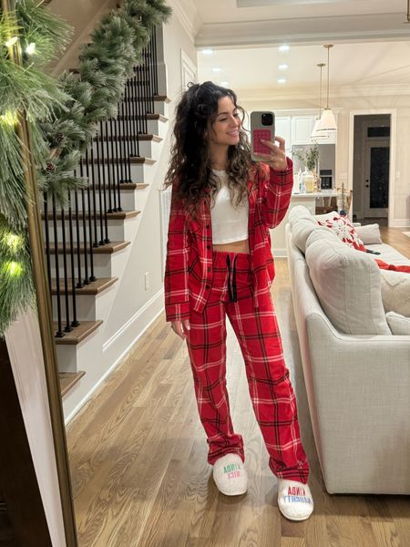Loving this Christmas set of pajamas and slippers✨🎄

#LTKSeasonal #LTKHoliday