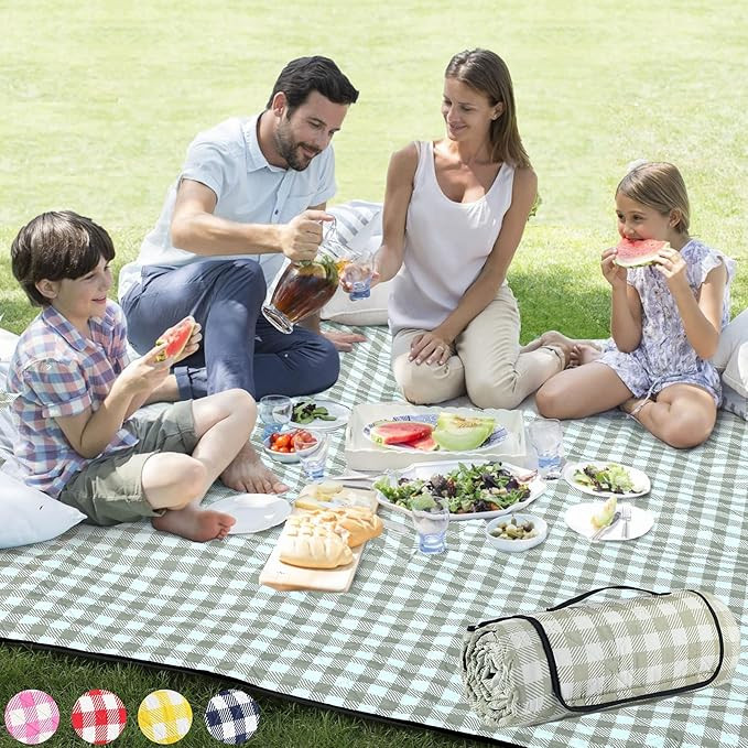ZAZE Extra Large Picnic Outdoor Blanket, 80''x80'' Waterproof Foldable Blankets Gingham Picnic Ma... | Amazon (US)