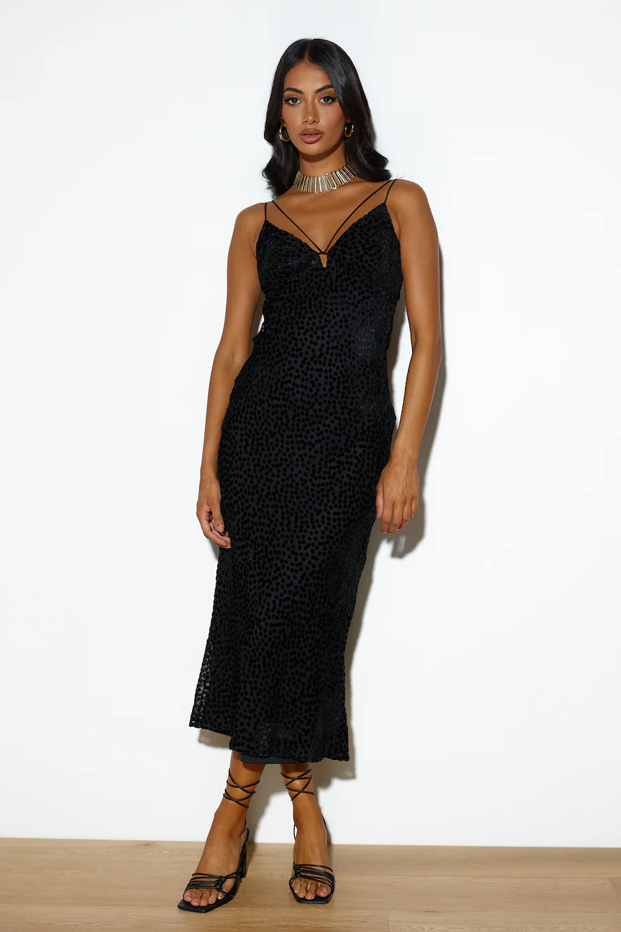 Textured Feels Maxi Dress Black | Hello Molly (AU)