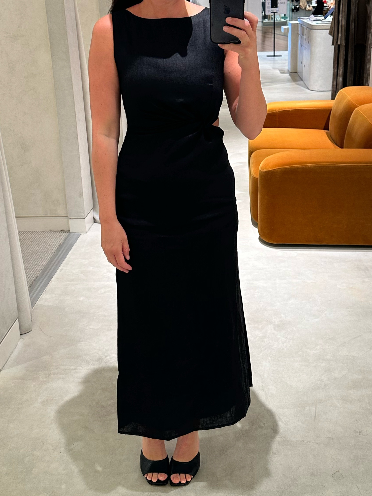 I'm on the hunt for the perfect black dress for a family photo shoot.  This one is from Dissh  

#LTKaustralia