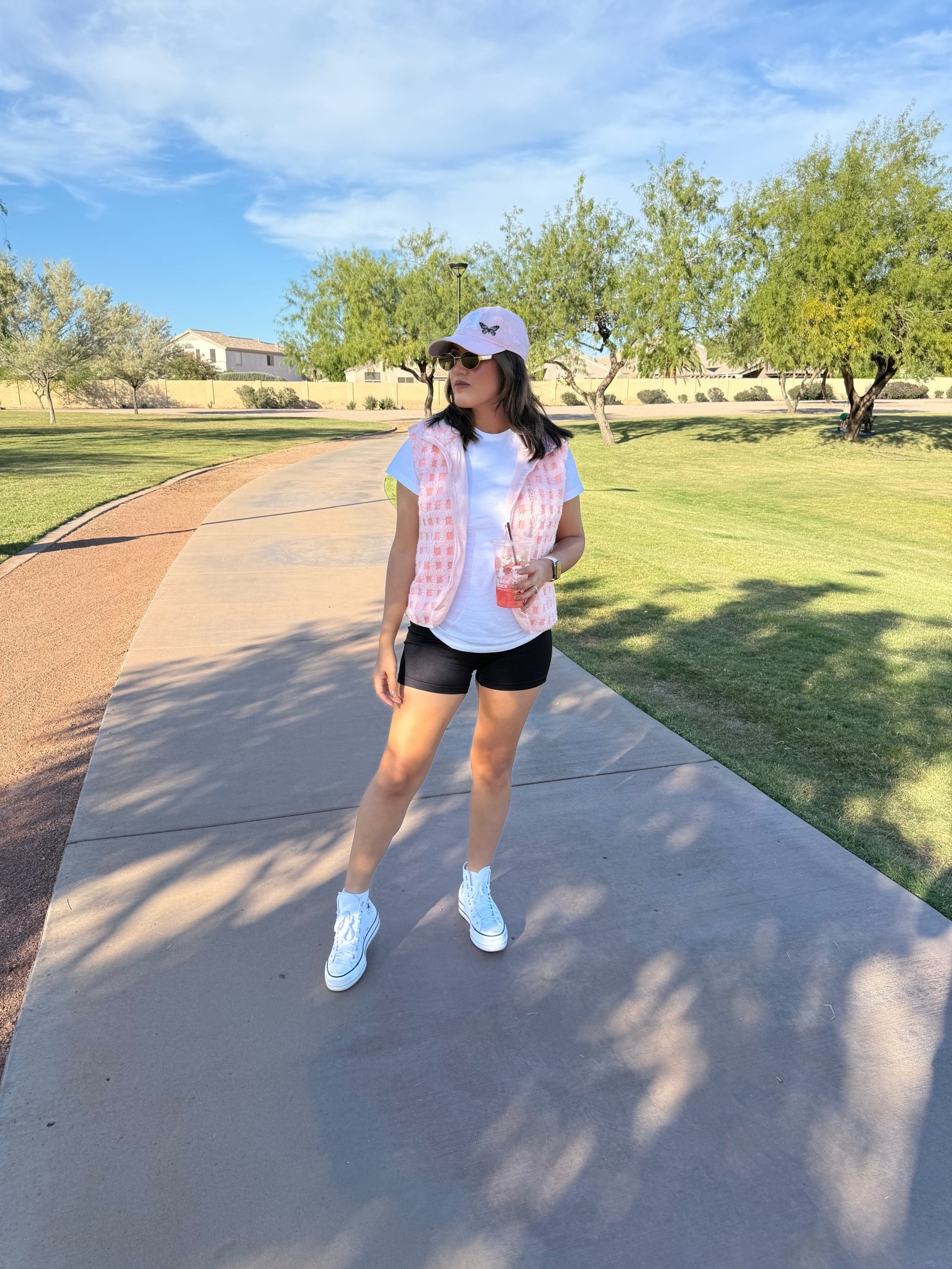 Fall casual ootd 

#LTKShoeCrush #LTKActive #LTKmomlife