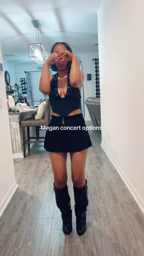 Cute but comfy outfit 🖤