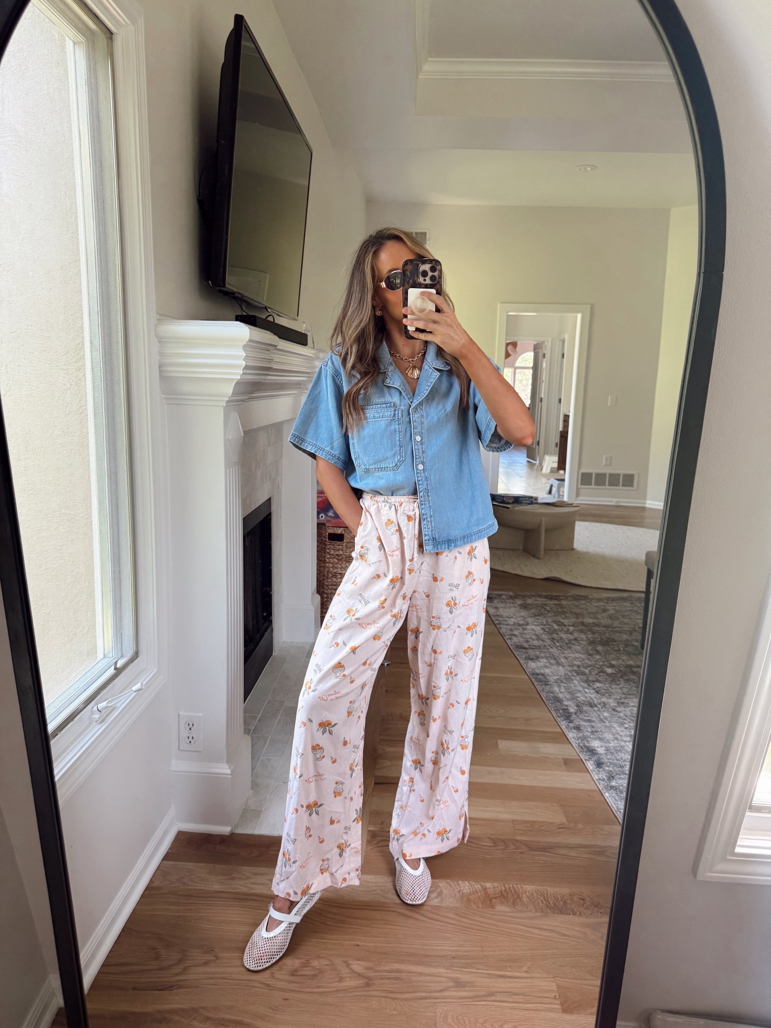 Let’s hear it for stretchy waistbands, neutral tones, and actually wearable outfits 🙌
All the mom-on-the-go looks you need—live now on my LTK!

#LTKStyleTip #LTKSeasonal #LTKFindsUnder50