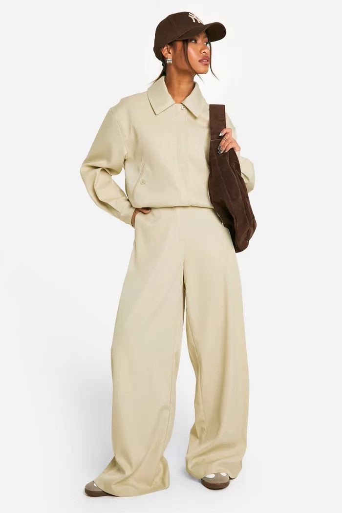 COPYRIGHT © 2025 BOOHOO | boohoo (US & Canada)