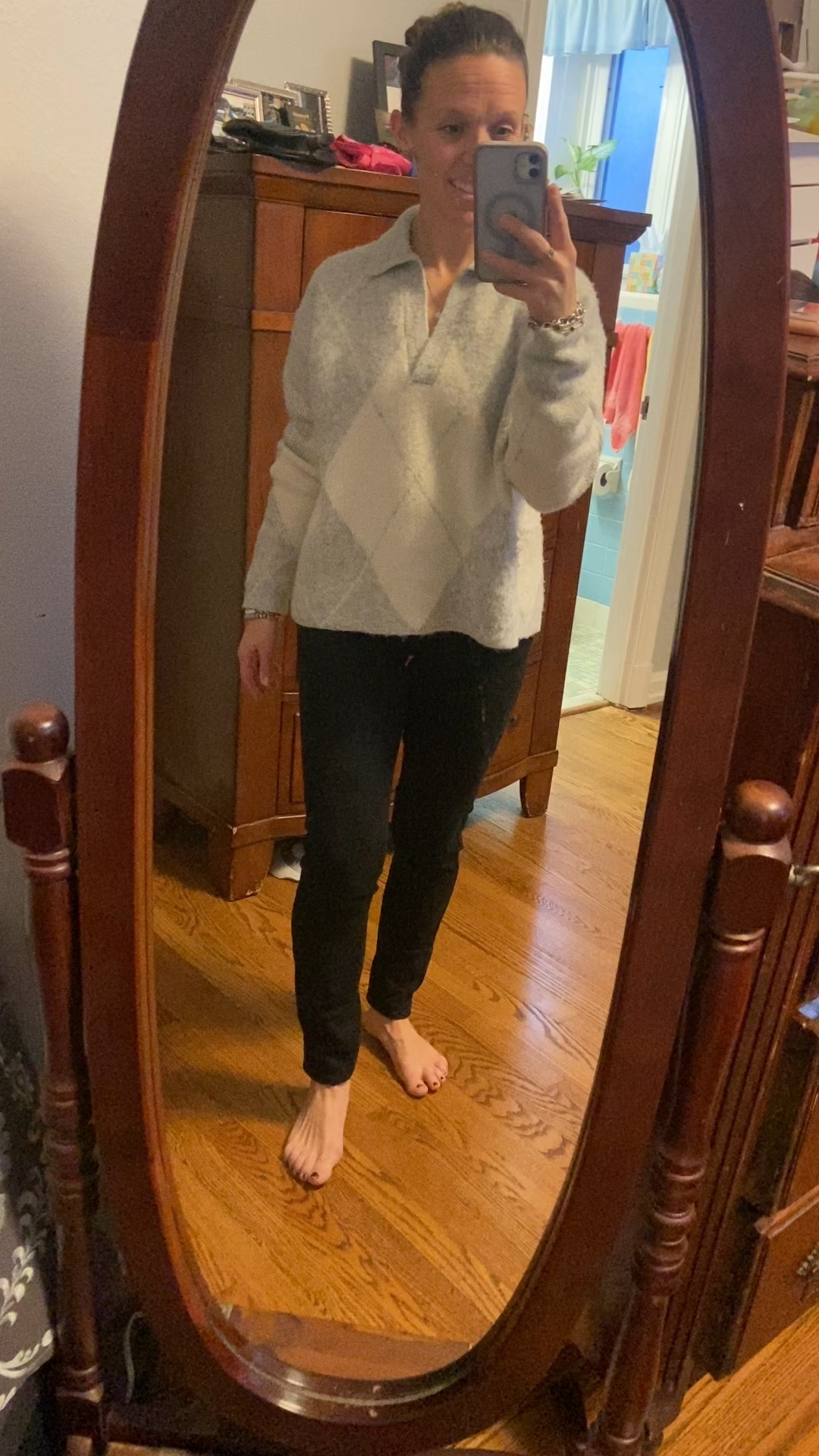 It was so cold today, I needed this cozy sweater. It’s on sale, sizes might be limited online, but I have still seen it in stores, too. I love these jean, they have just a bit of stretch and are really comfortable. 


#LTKvlog #LTKSeasonal #jeans #blackjeans #skinnyjeans #sweater #collaredsweater #target #salefinds #under20 #winteroutfit #polosweater 

#LTKFindsUnder50 #LTKstorytime #LTKSaleAlert