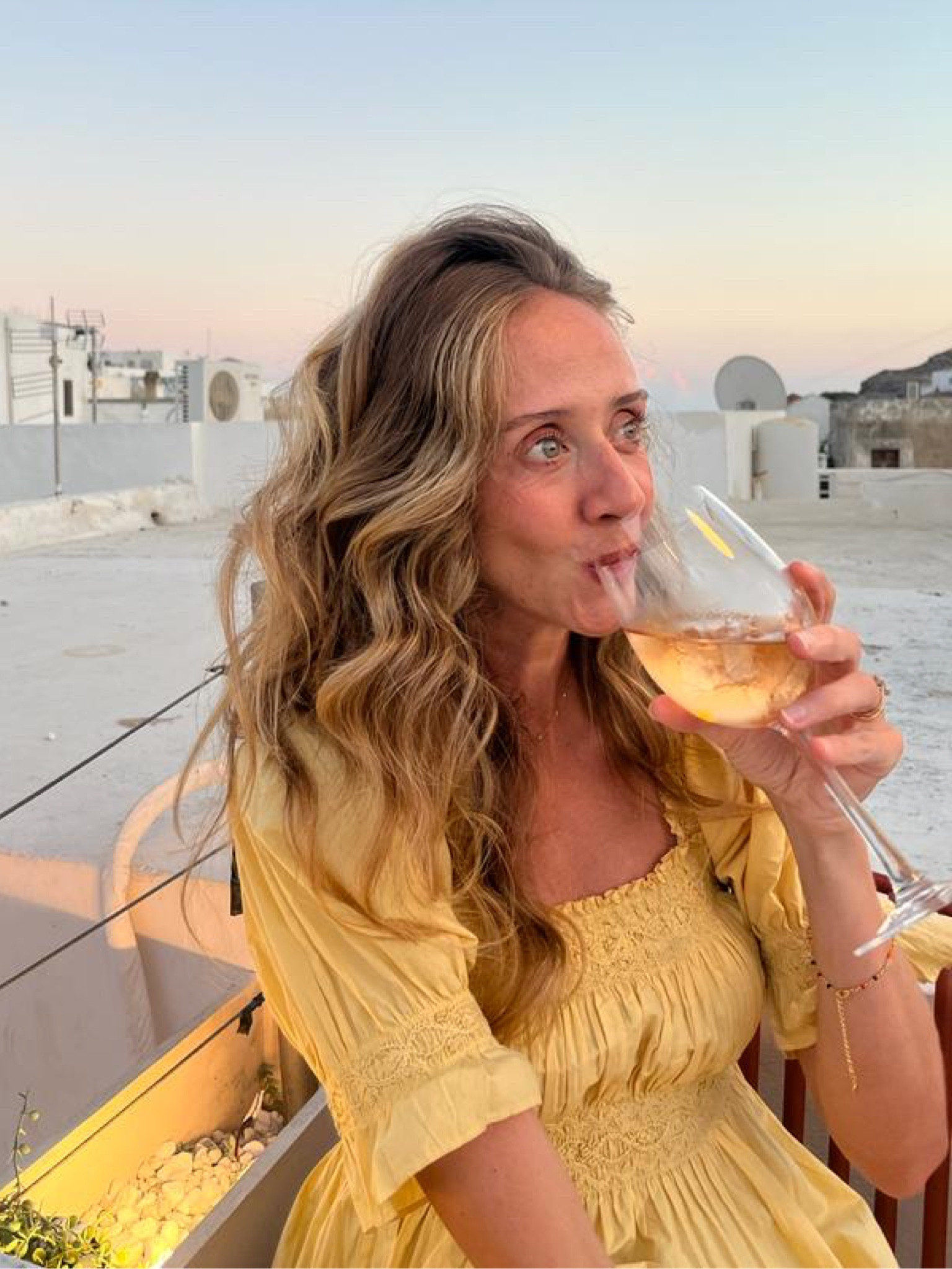 Yellow dress, dragging our summer!! 

#LTKstyletip #LTKeurope #LTKSeasonal