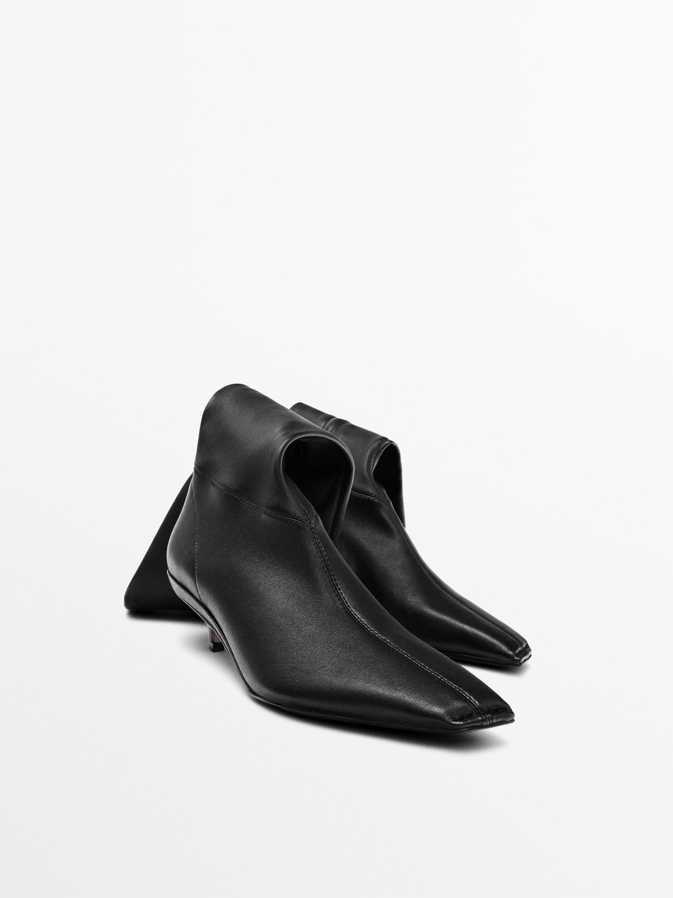 Stretch heeled boots - LIMITED | Massimo Dutti UK