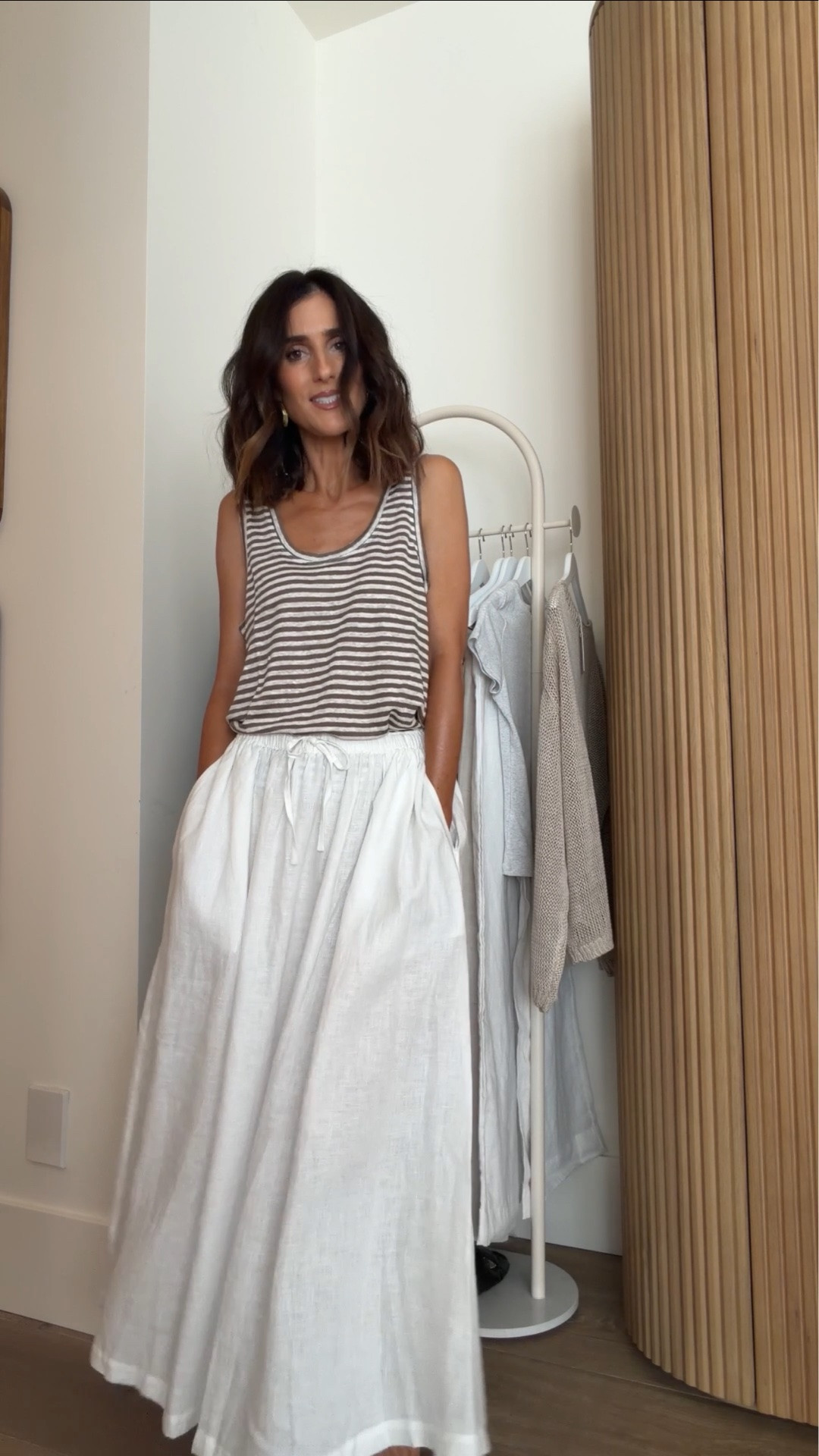These Aritzia pieces are so good!! They’re also part of the Aritzia secret summer sale 20-50% off everything for existing clients! Check your emails… and if you don’t have access yet don’t worry. The special sale will go live for the public later this month. SIZING DETAILS: I’m just shy at 5-7” wearing SIZE SMALL or SIZE 2 in all the pants.  @aritzia #Ad #AritziaPartner #PaidLink