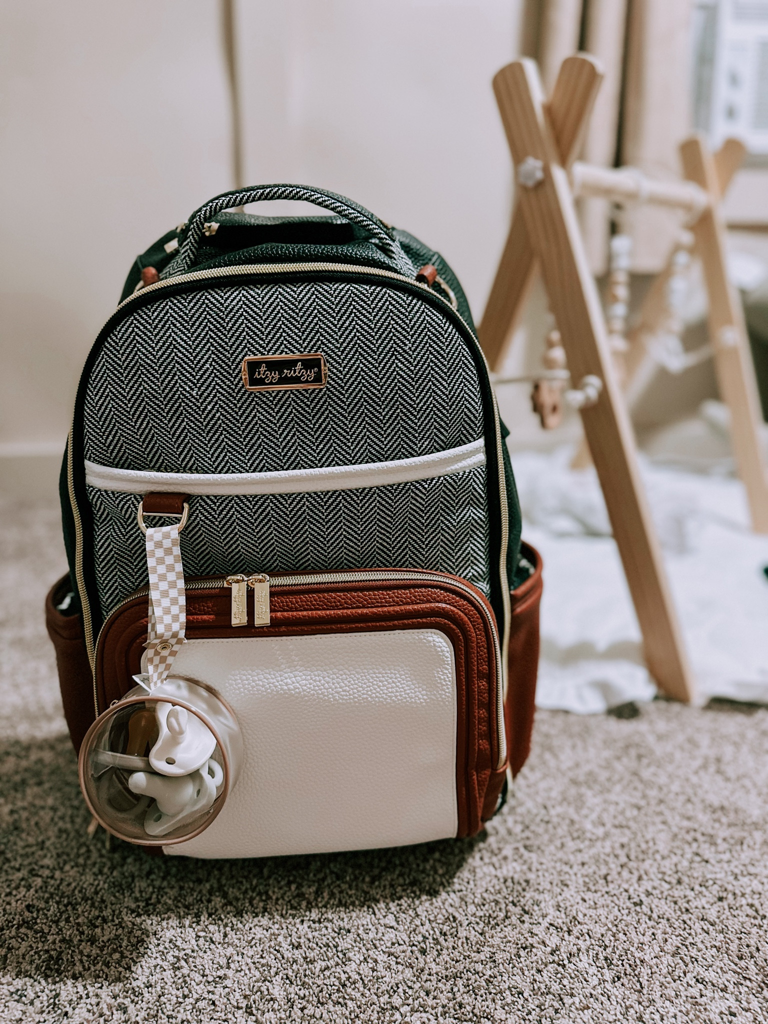 The best diaper bag! 

#diaperbag #babymusthaves

#LTKBump #LTKBaby #LTKItBag