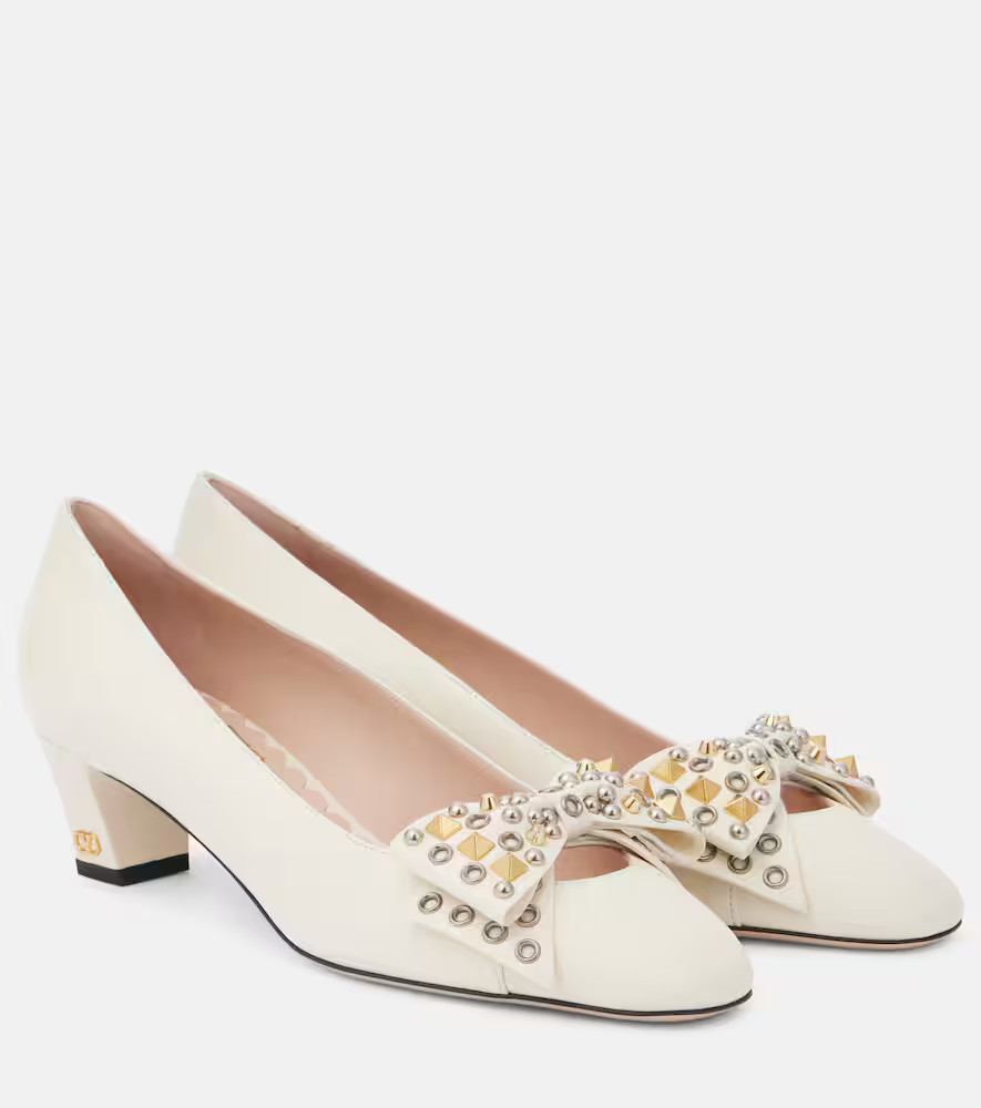 Valentino Garavani Bowow 45 studded leather pumps | Mytheresa (US/CA)