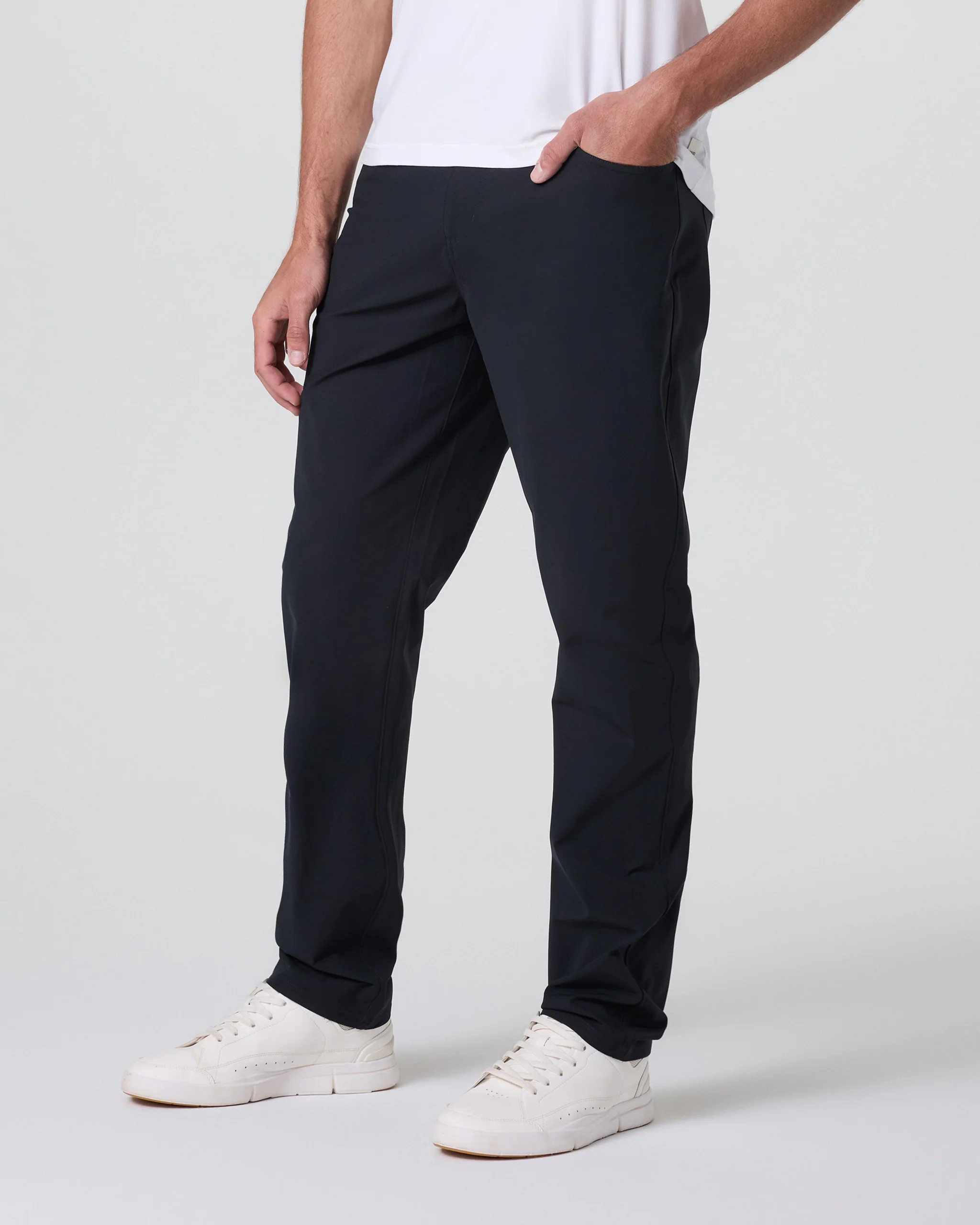 Meta Pant Classic Fit 32" | Black | Vuori | Vuori Clothing (US & Canada)