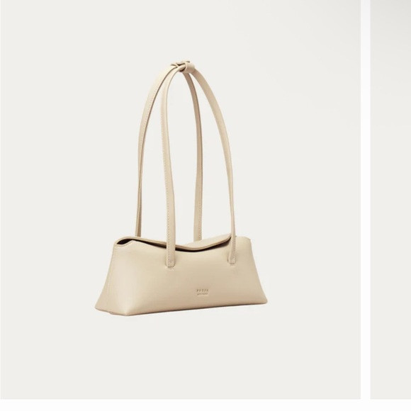 Freja mini chrystie bag in oat Elegant Cream Women's Bag | Poshmark