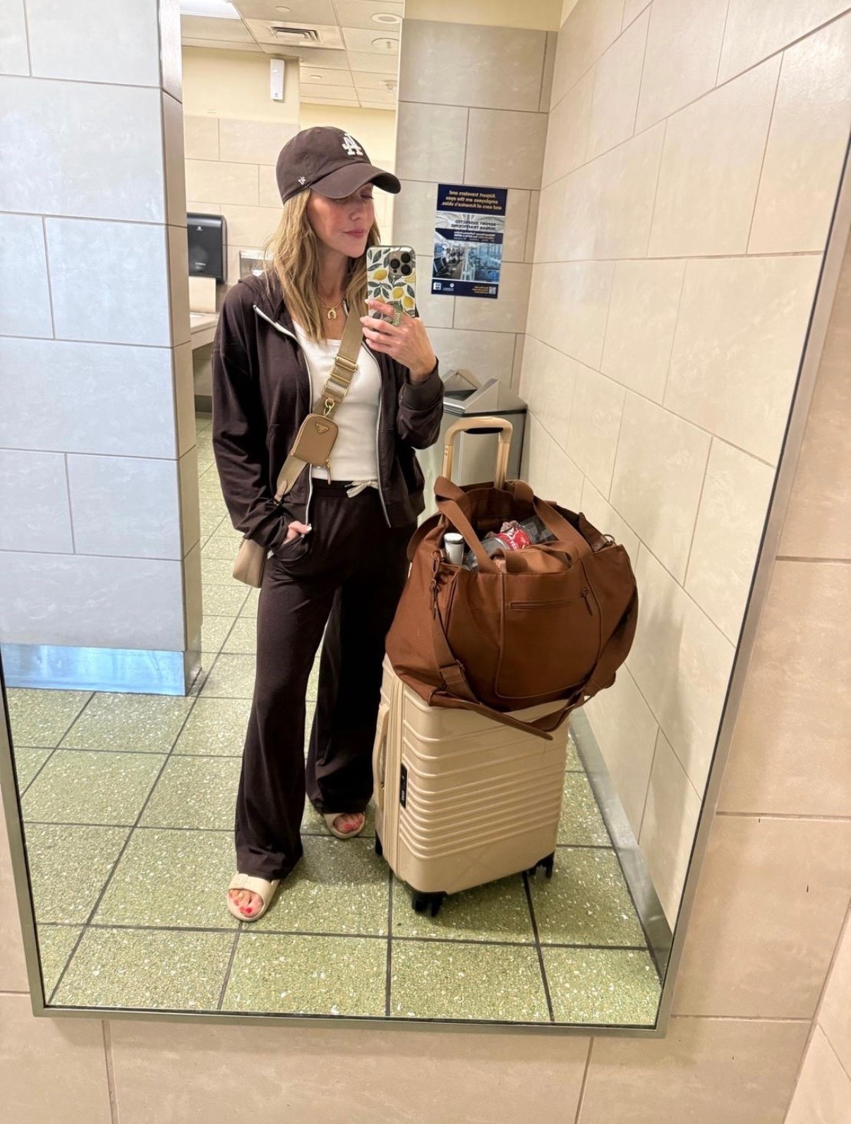 Travel ootd #LTKgrwm #LTKmomlife