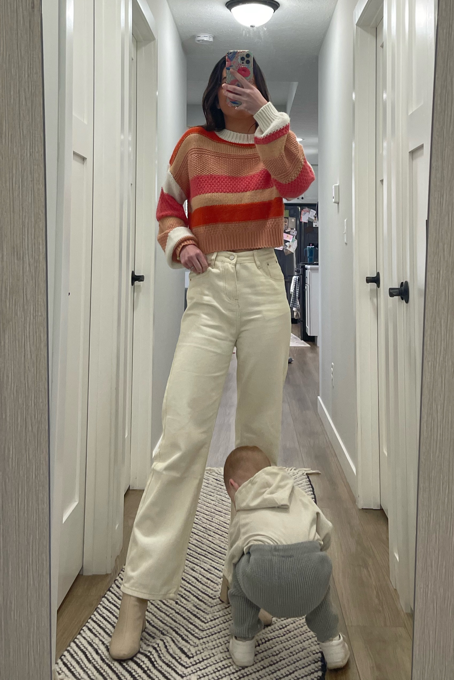 I’ve been obsessed with these white flared jeans for spring lately!! 

#LTKfit #LTKstyletip #LTKunder100