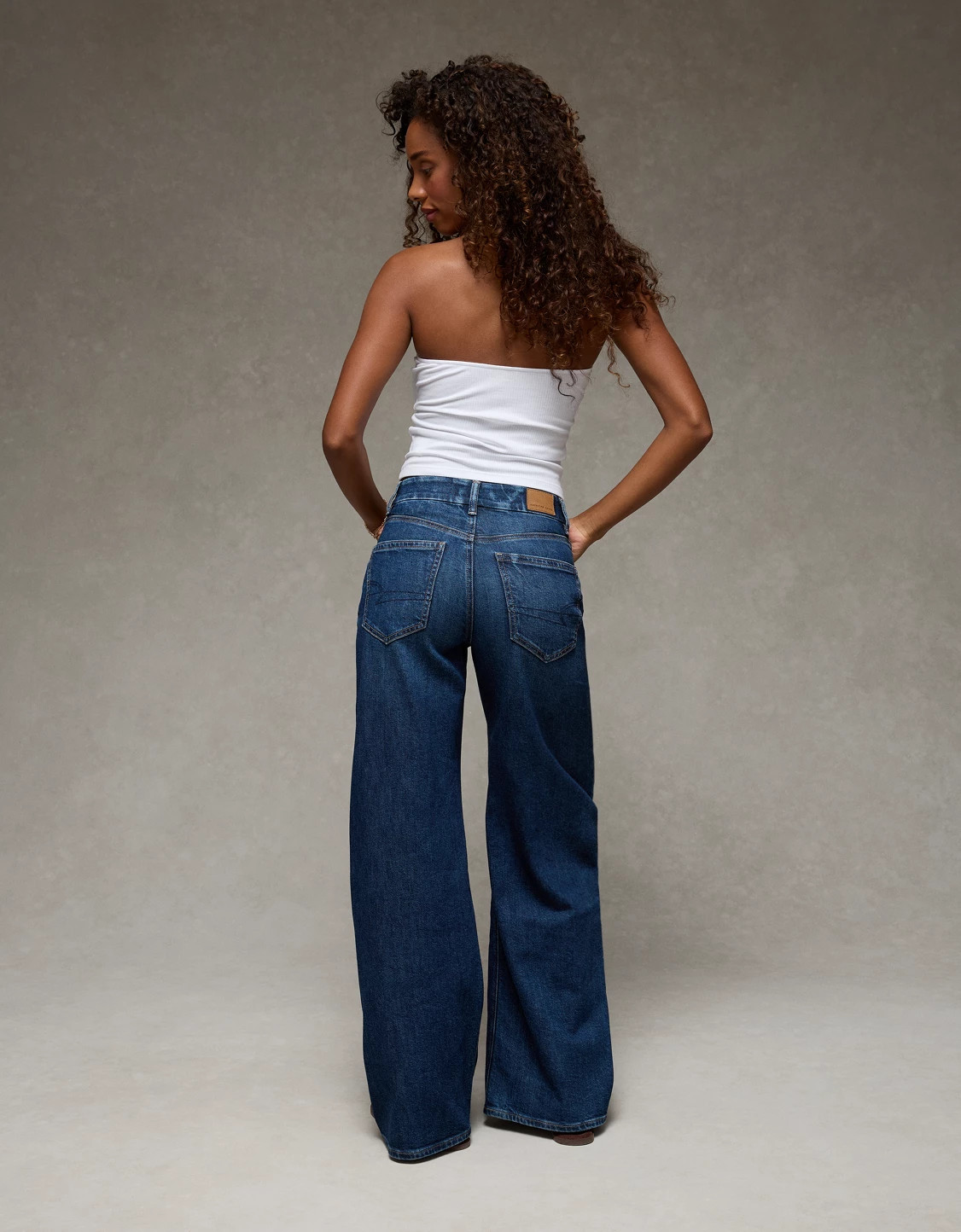 AE Dreamy Drape Stretch Curvy Super High-Waisted Baggy Wide-Leg Jean | American Eagle Outfitters (US & CA)