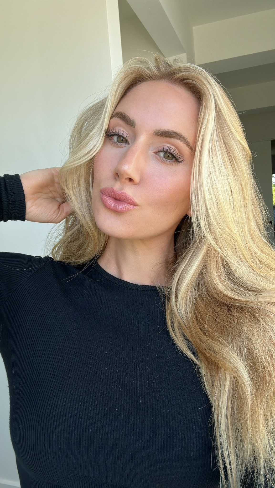 Current 5 minute makeup routine 💋
Bronzer: Gucci
Blush: dibs stick
Highlighter: urban decay palette (on sale!) 
Brow gel: Anastasia brow gel
Brow: brow blade urban decay (cafe kitty)
Mascara: tarte  
Concealer: nars cream concealer (vanilla)
Powder: givechy pink powder 

#LTKsalealert #LTKfindsunder50 #LTKbeauty